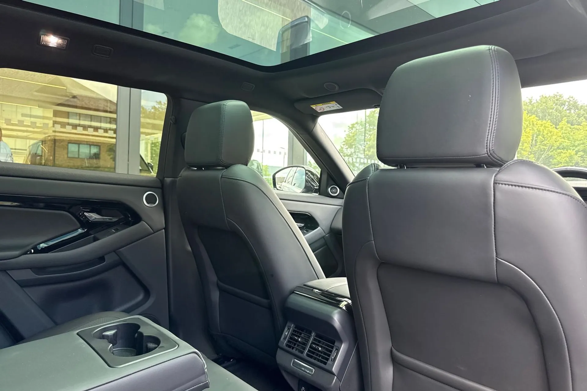 LAND ROVER RANGE ROVER EVOQUE thumbnail image number 33