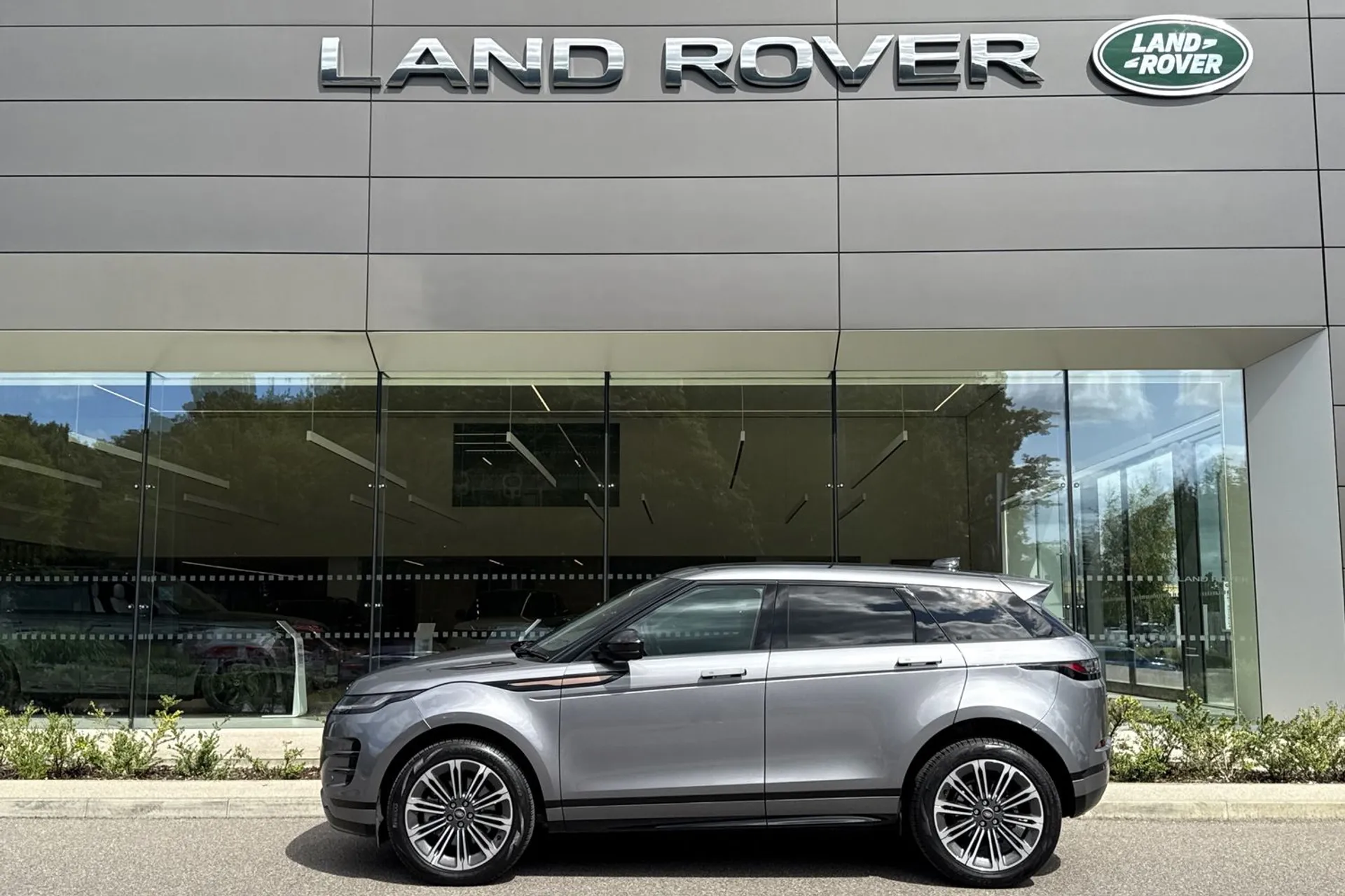 LAND ROVER RANGE ROVER EVOQUE thumbnail image number 7