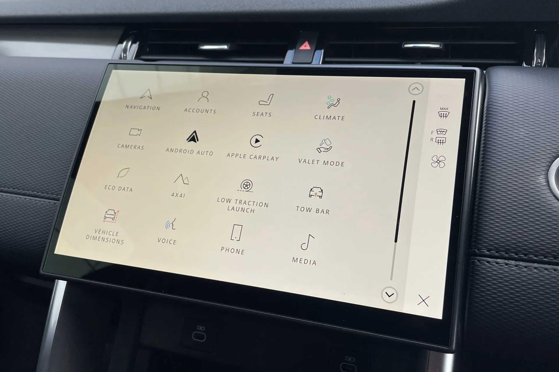 LAND ROVER DISCOVERY SPORT thumbnail image number 64