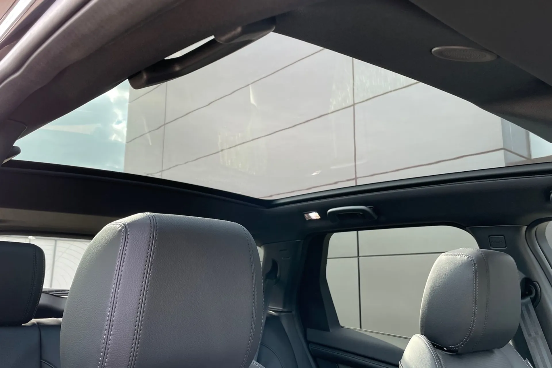 LAND ROVER DISCOVERY SPORT thumbnail image number 8