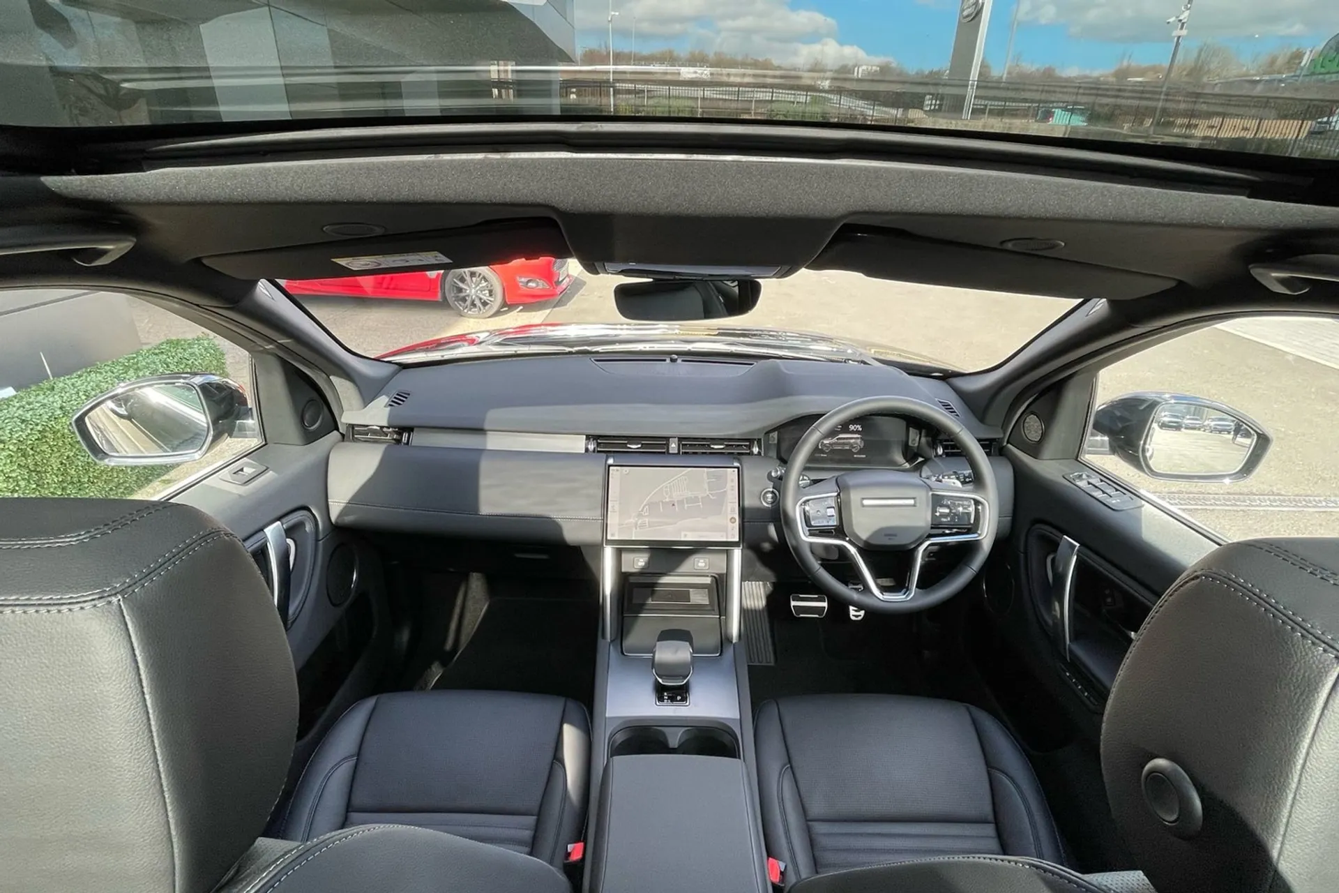 LAND ROVER DISCOVERY SPORT thumbnail image number 3