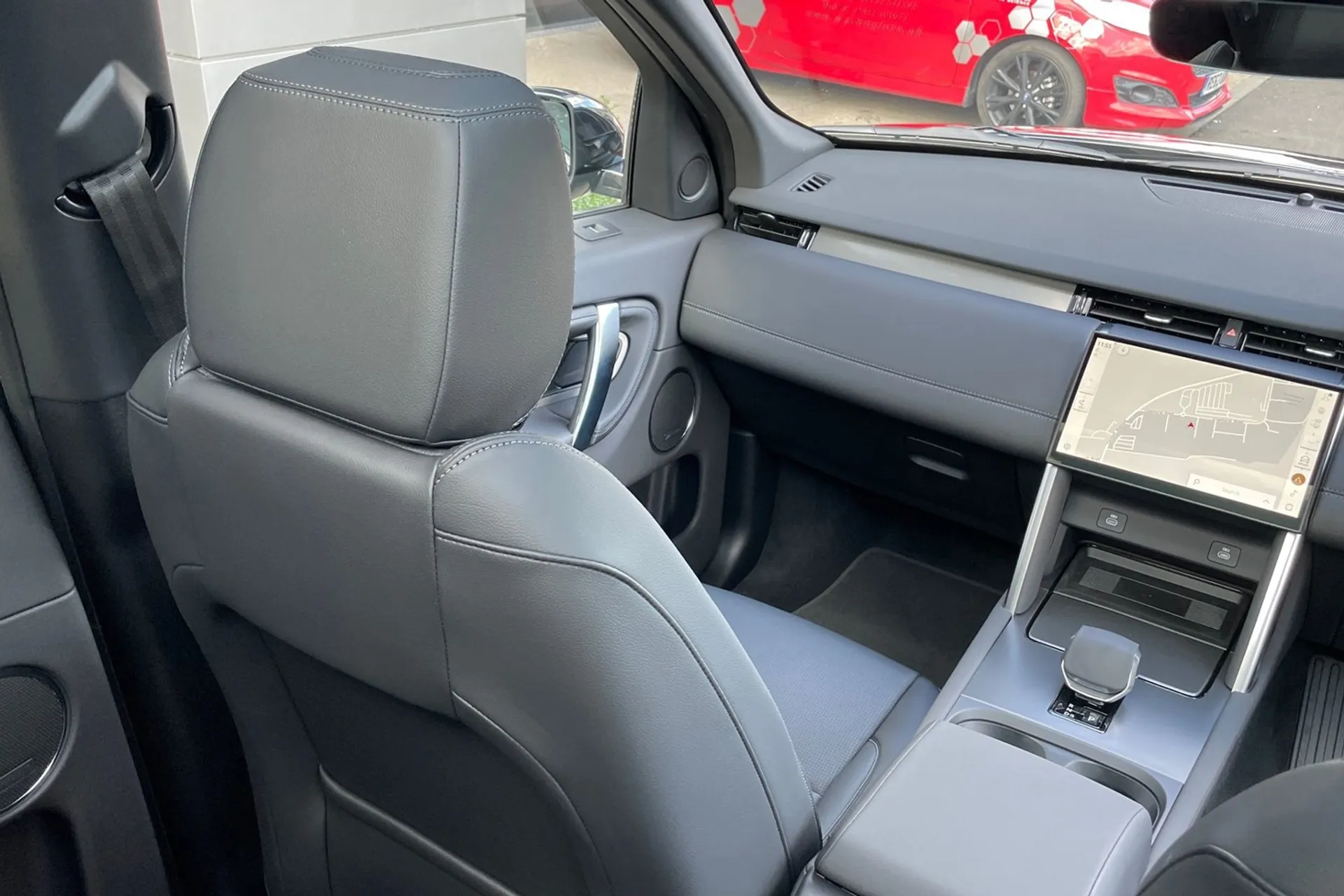 LAND ROVER DISCOVERY SPORT thumbnail image number 41