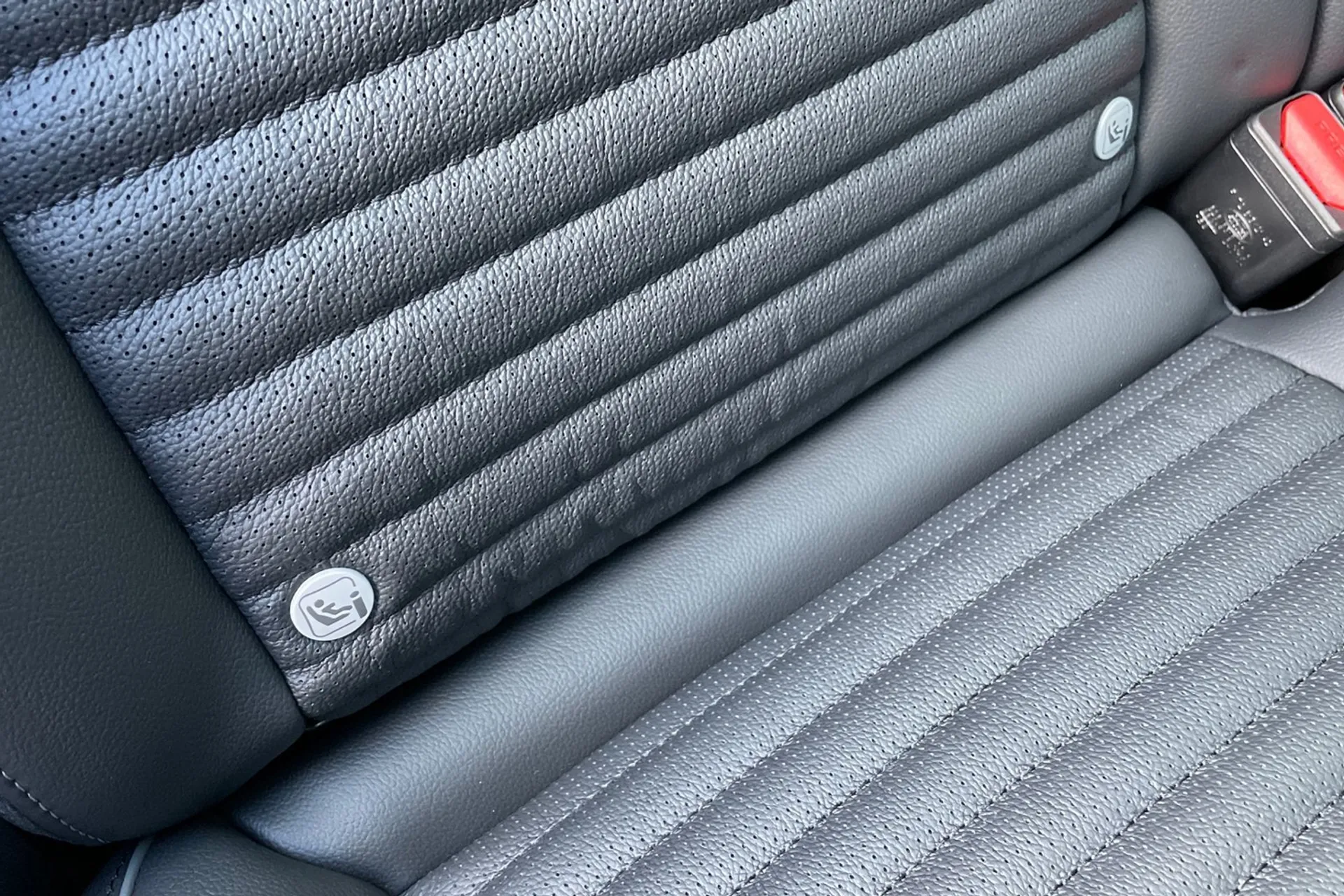 LAND ROVER DISCOVERY SPORT thumbnail image number 36