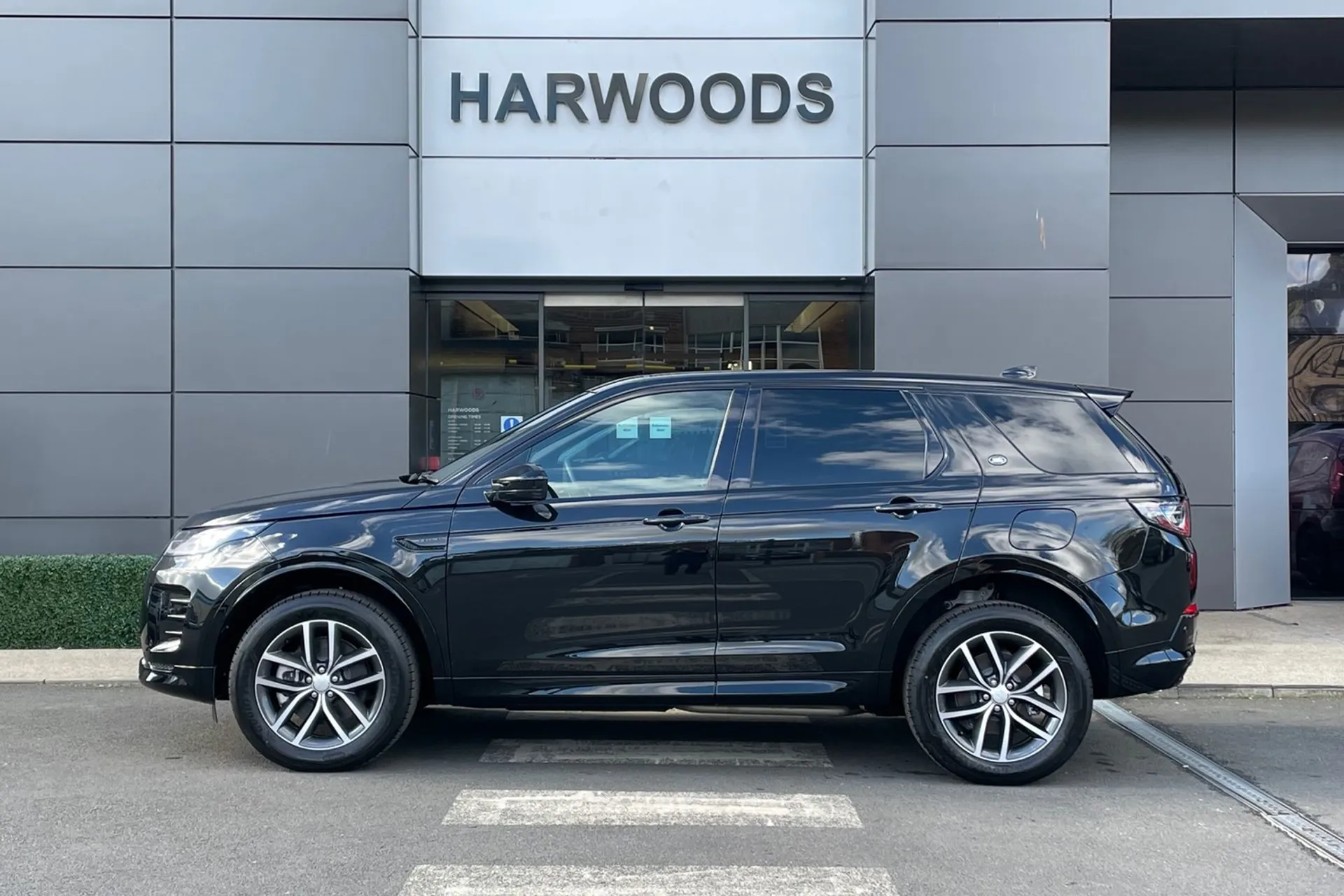 LAND ROVER DISCOVERY SPORT thumbnail image number 10