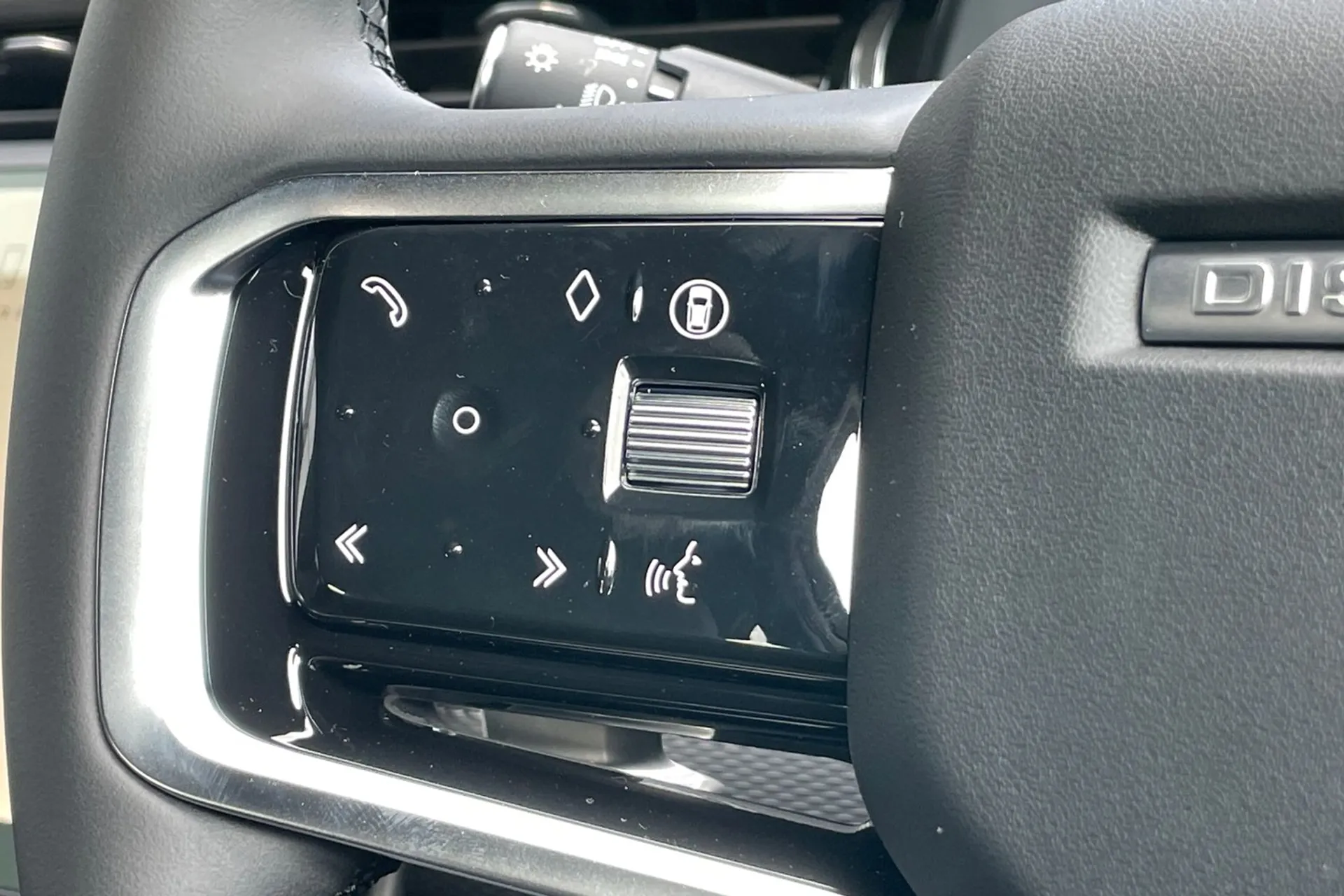 LAND ROVER DISCOVERY SPORT thumbnail image number 46