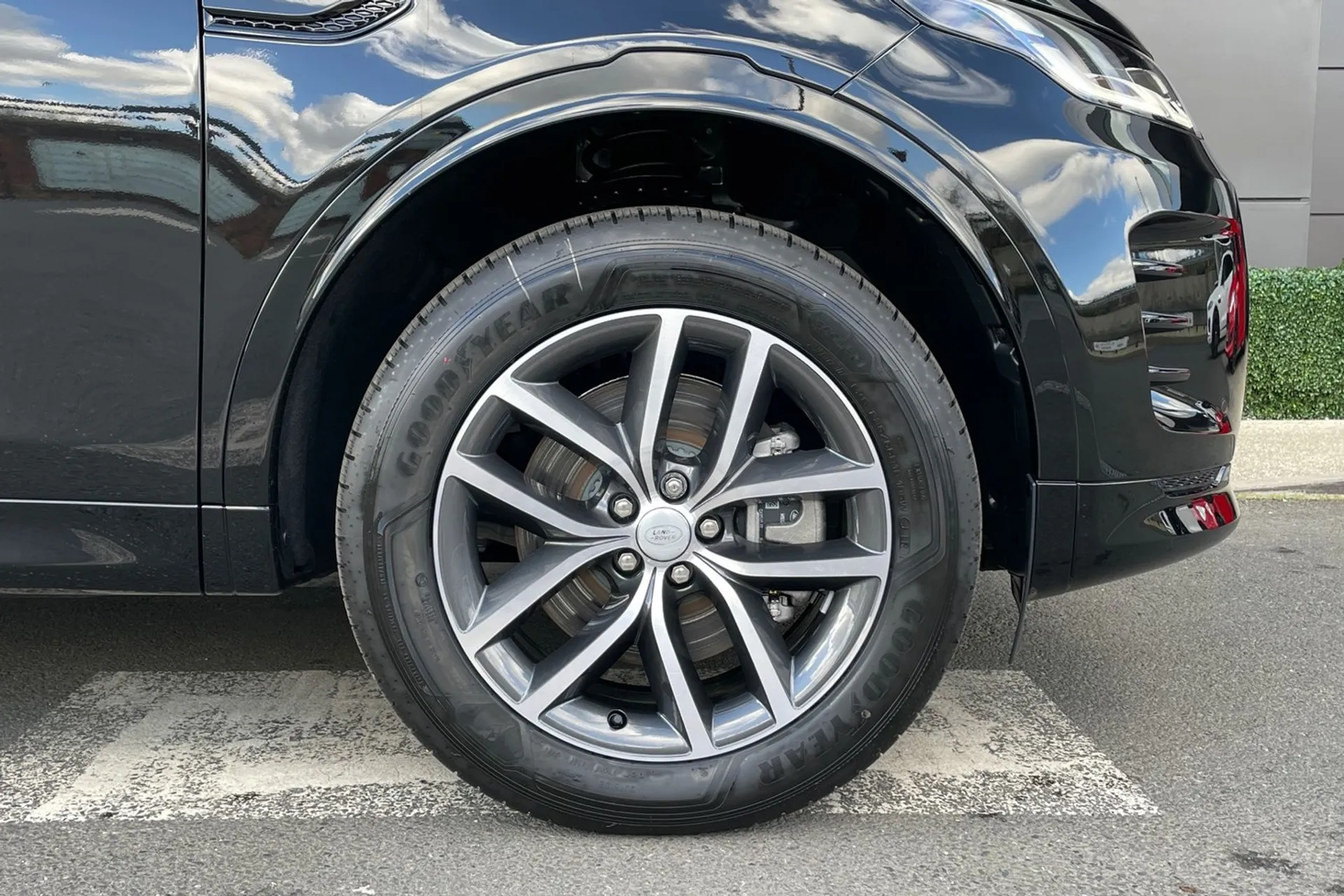 LAND ROVER DISCOVERY SPORT thumbnail image number 19