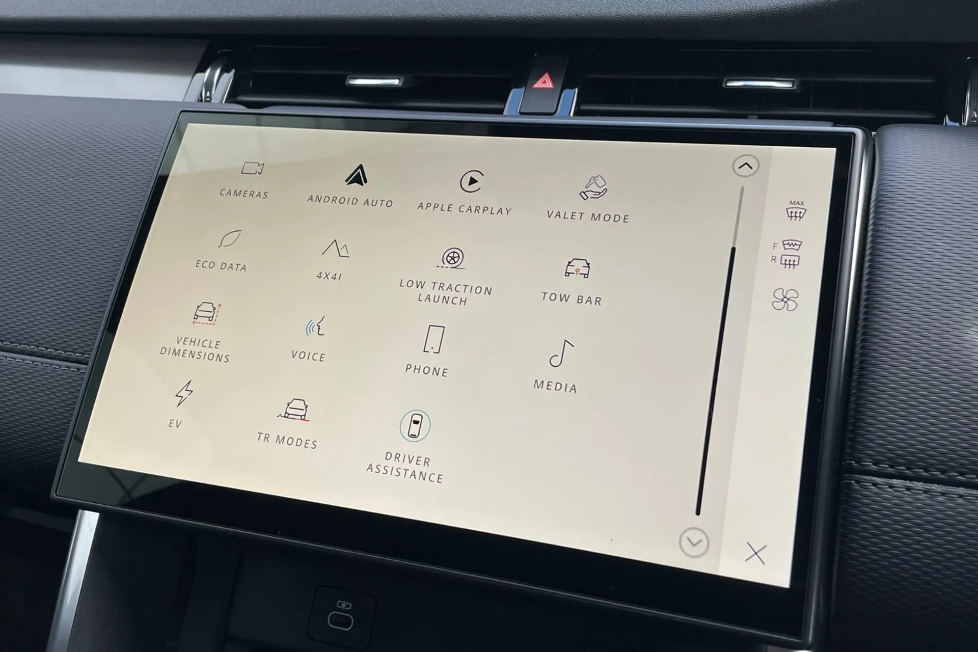 LAND ROVER DISCOVERY SPORT thumbnail image number 65