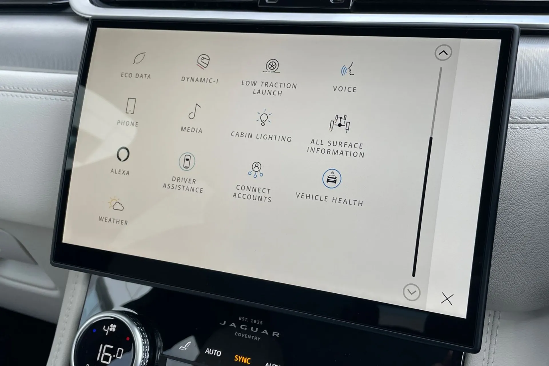 Jaguar F-PACE thumbnail image number 59