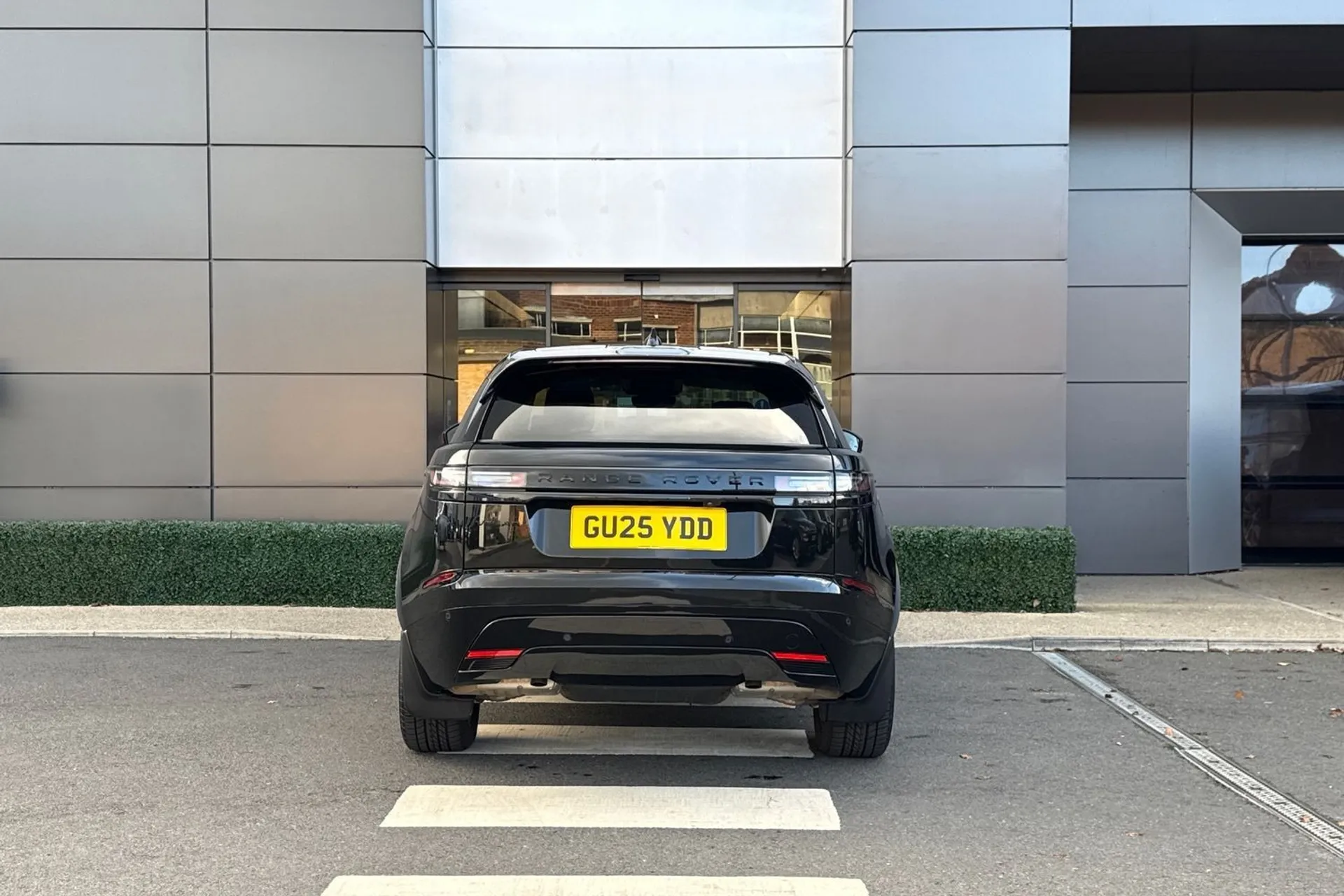 LAND ROVER RANGE ROVER VELAR thumbnail image number 7