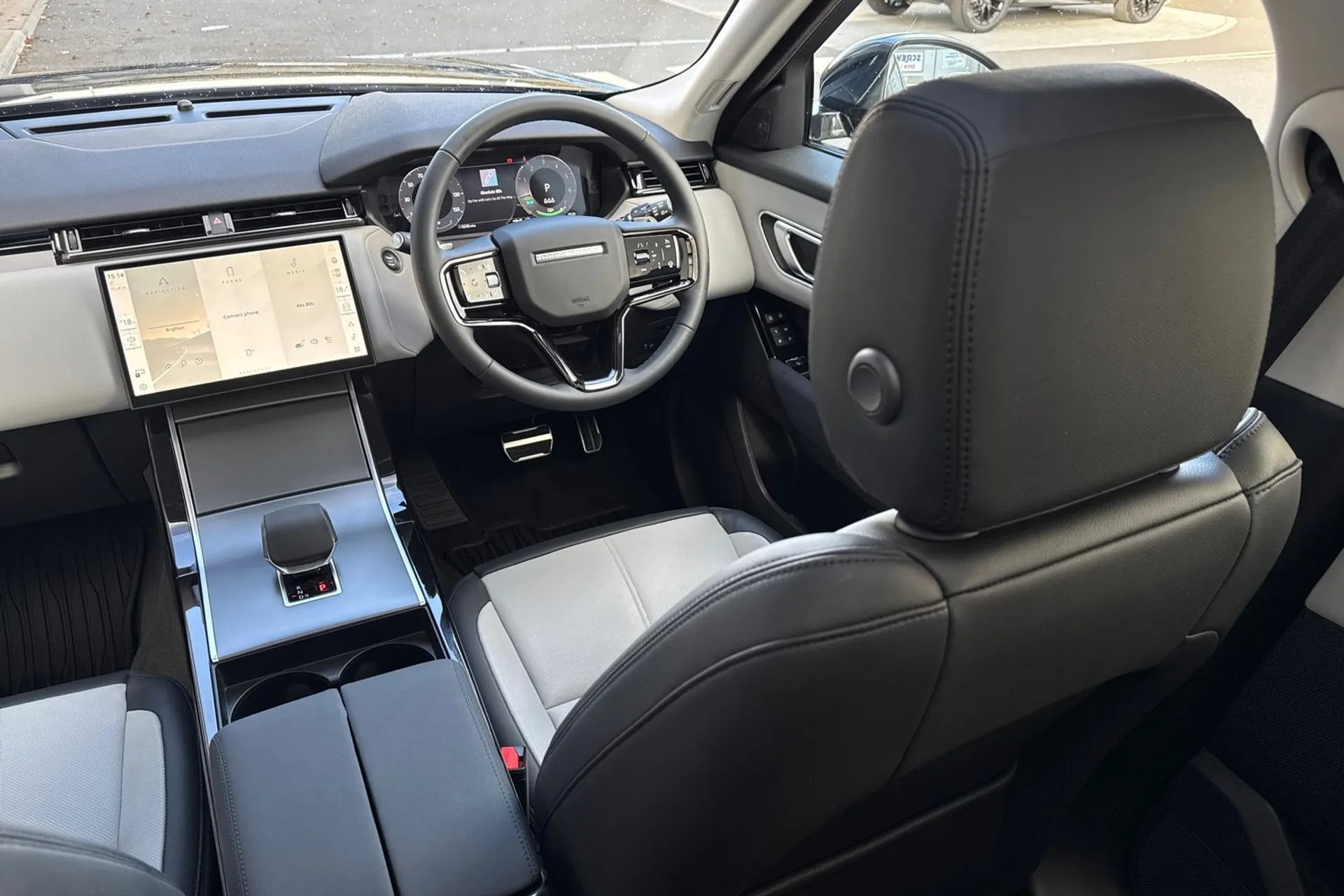 LAND ROVER RANGE ROVER VELAR thumbnail image number 50