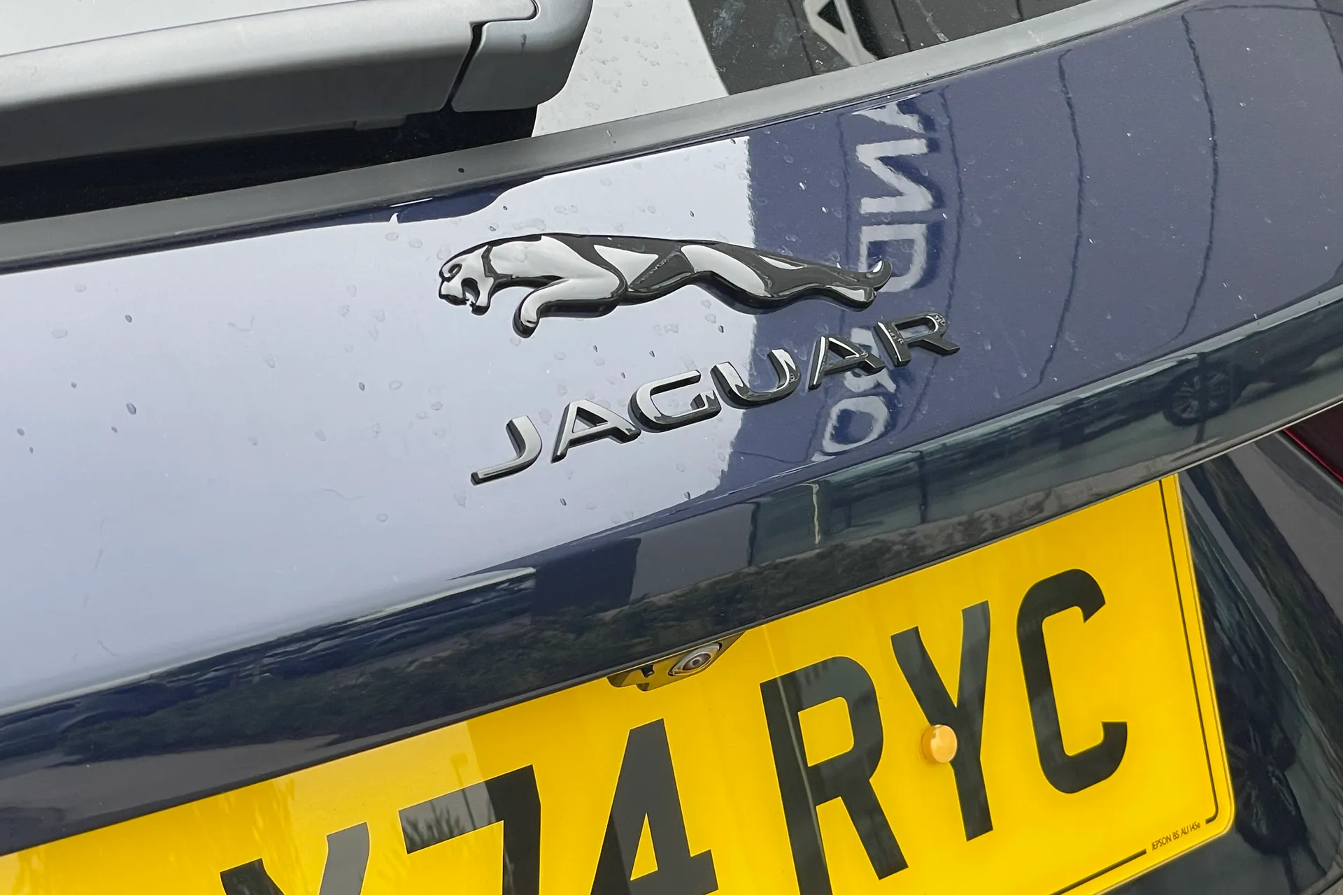 Jaguar F-PACE thumbnail image number 54