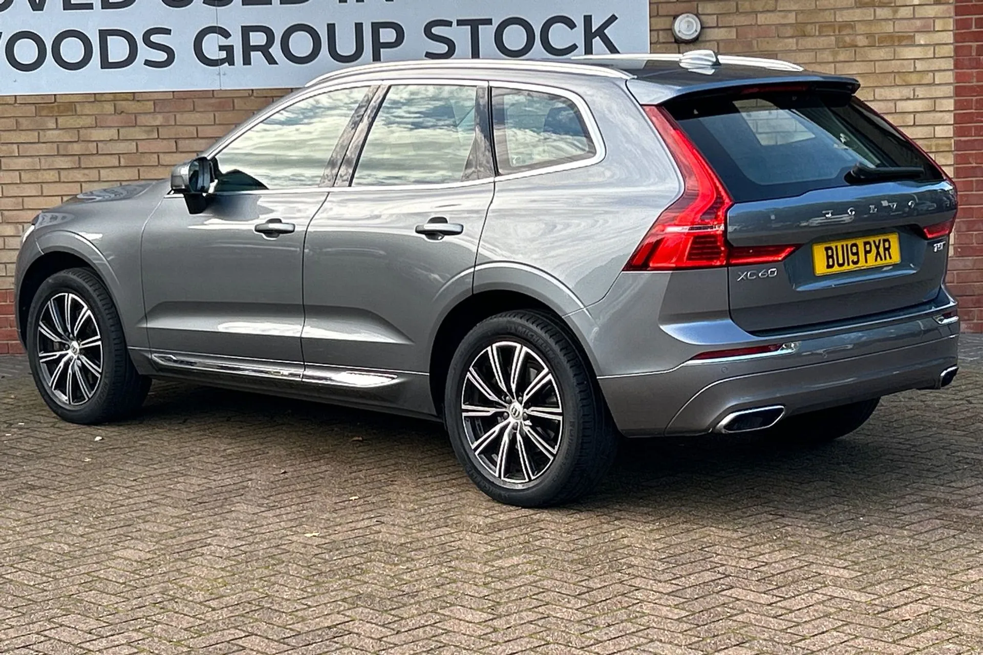 Volvo XC60 thumbnail image number 7