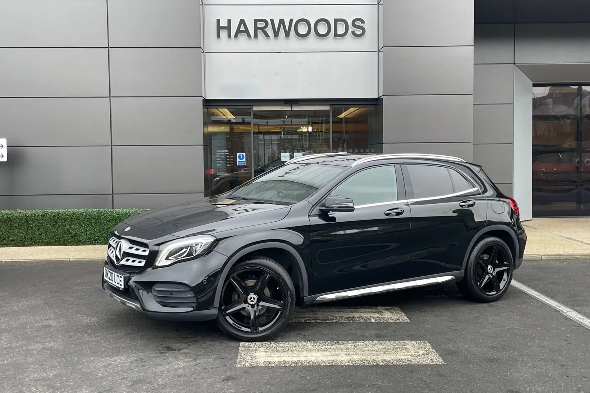 MERCEDES-BENZ GLA thumbnail image number 14