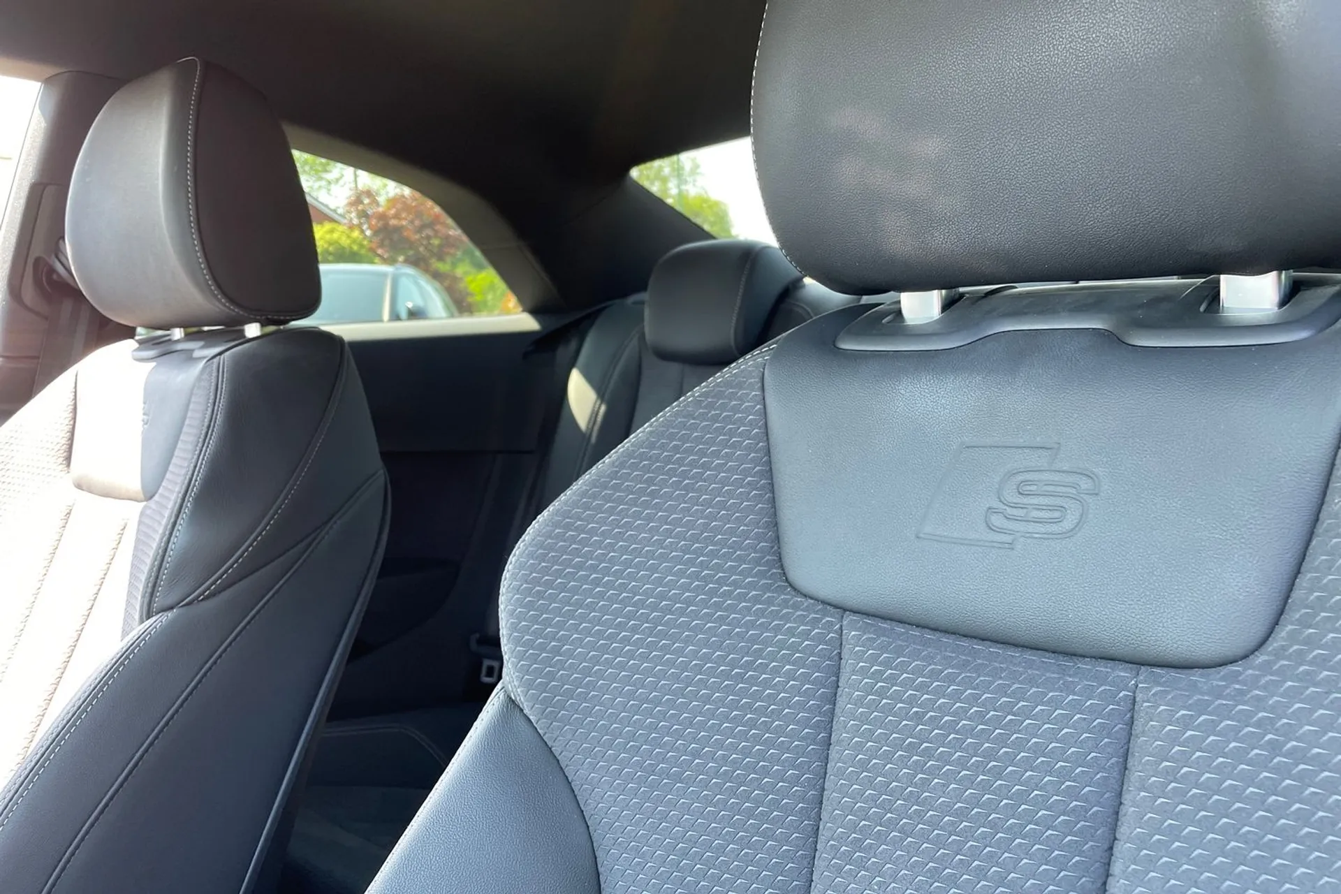 Audi A5 thumbnail image number 30