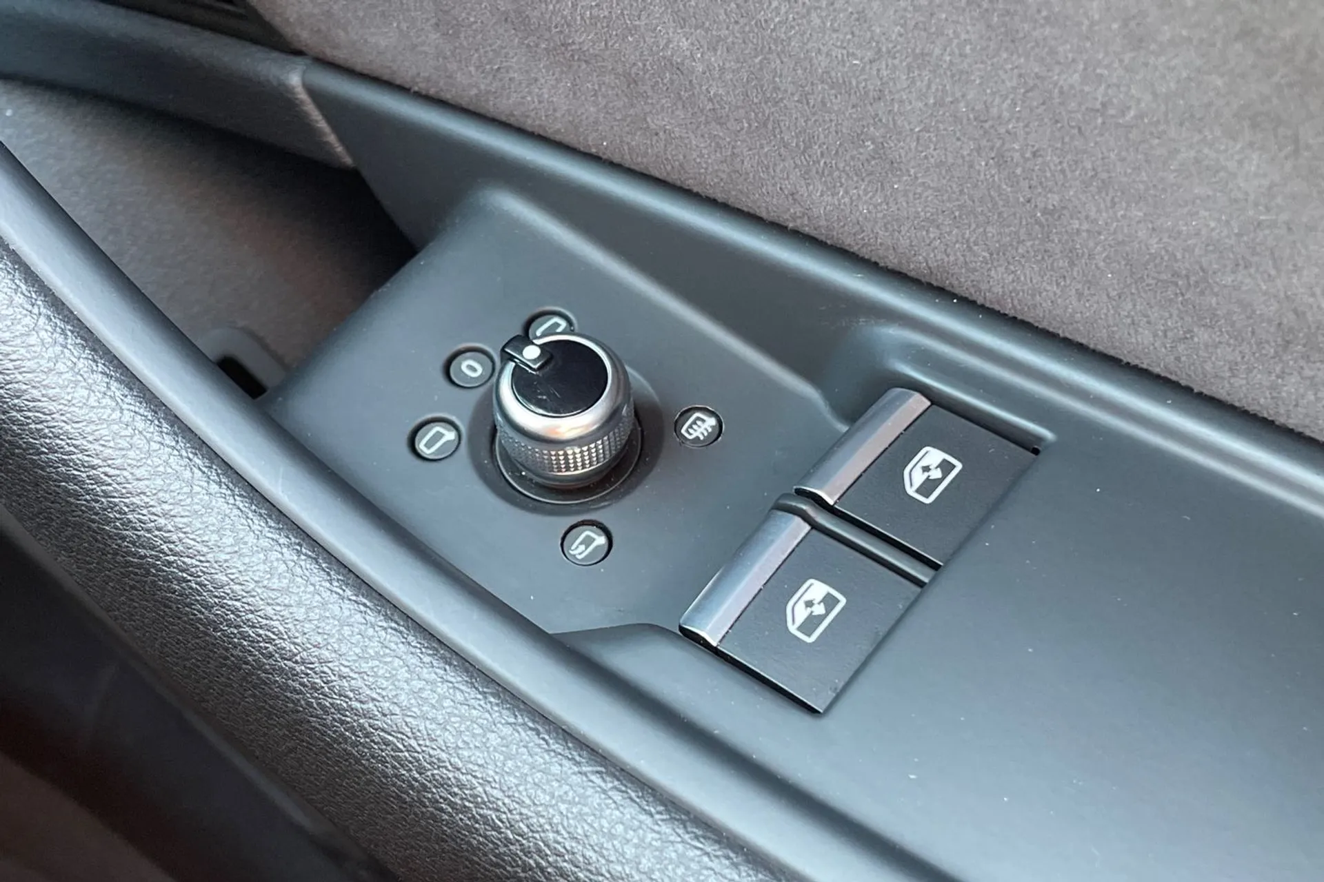 Audi A5 thumbnail image number 17
