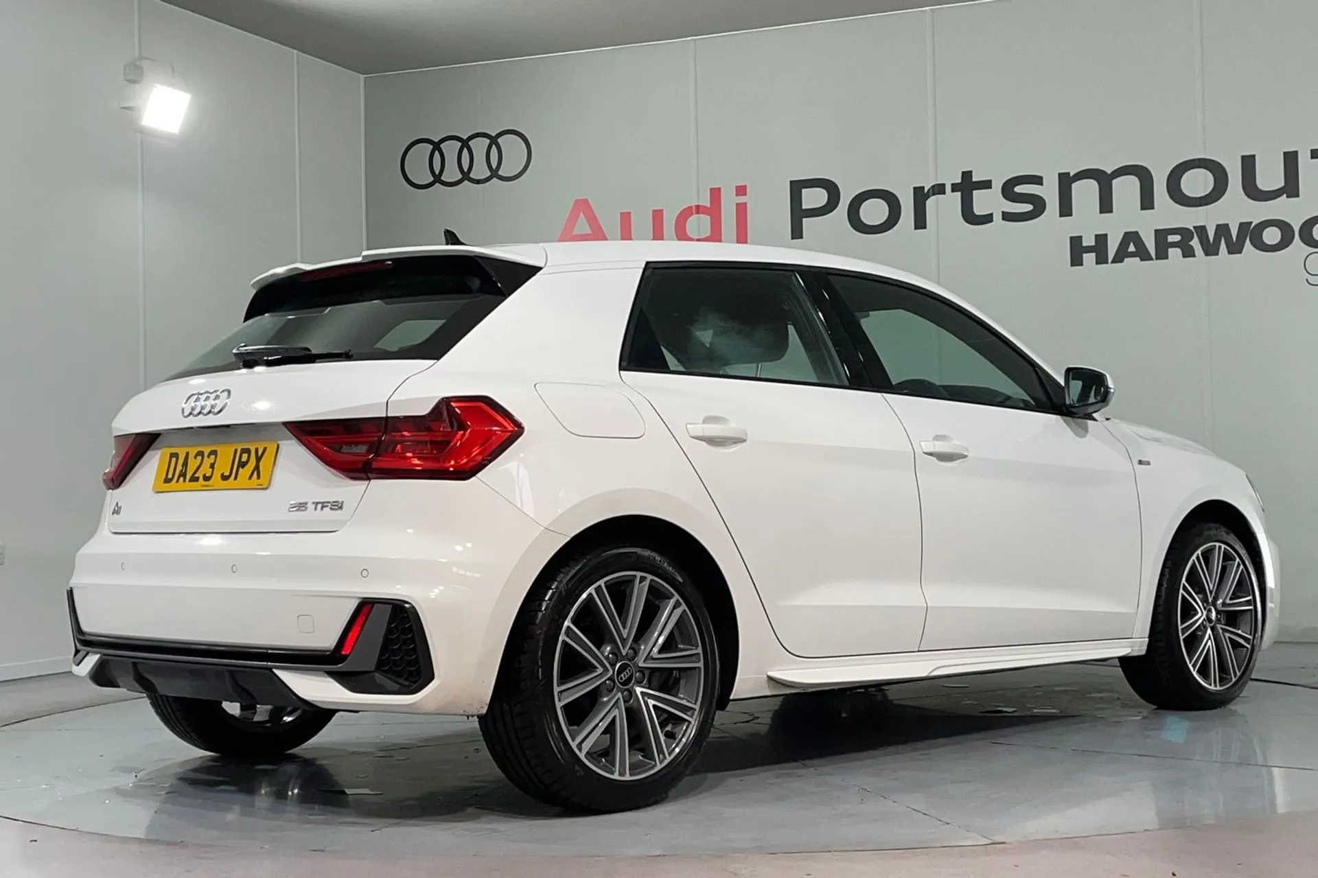 Audi A1 thumbnail image number 8