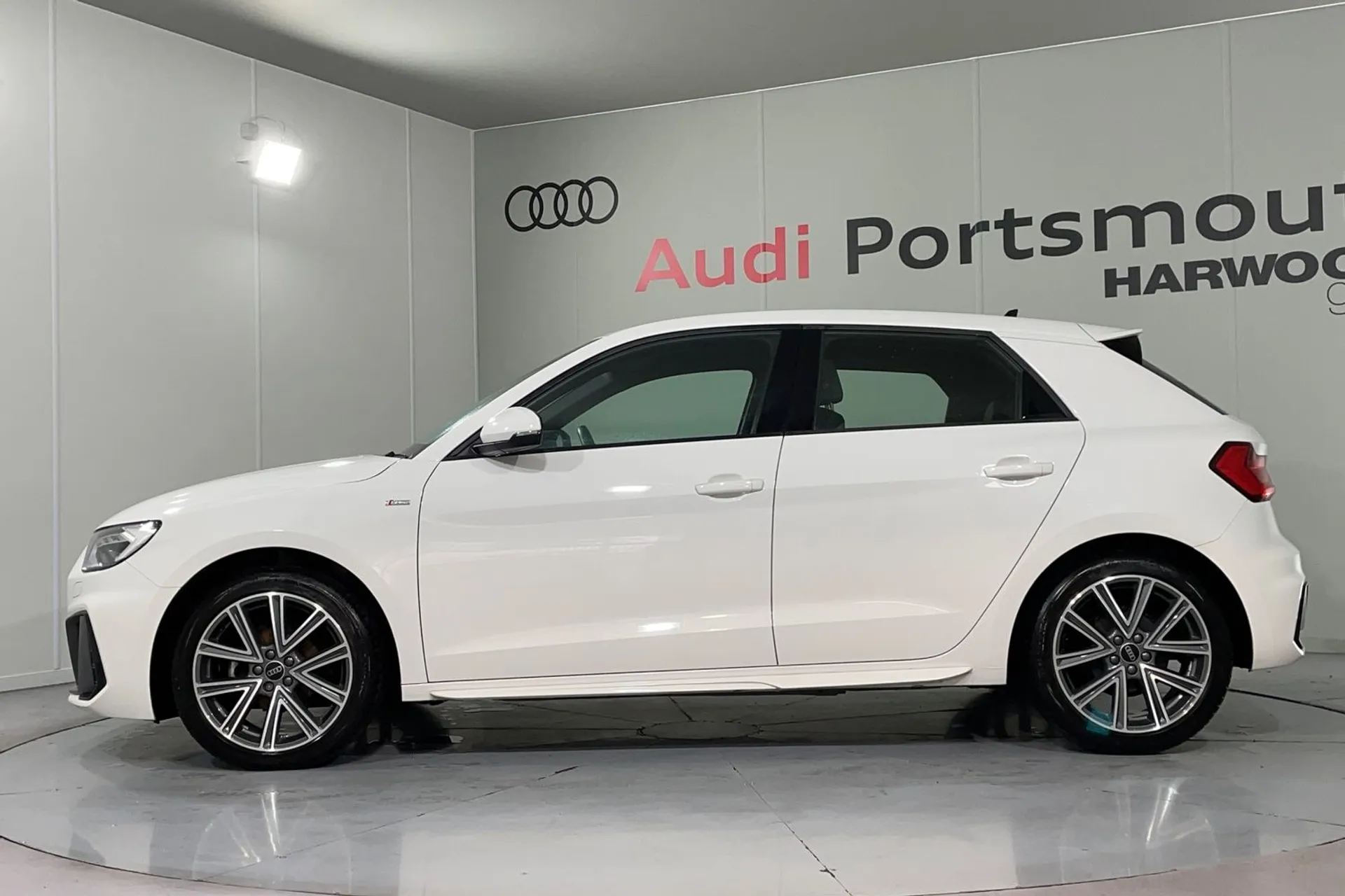 Audi A1 thumbnail image number 11