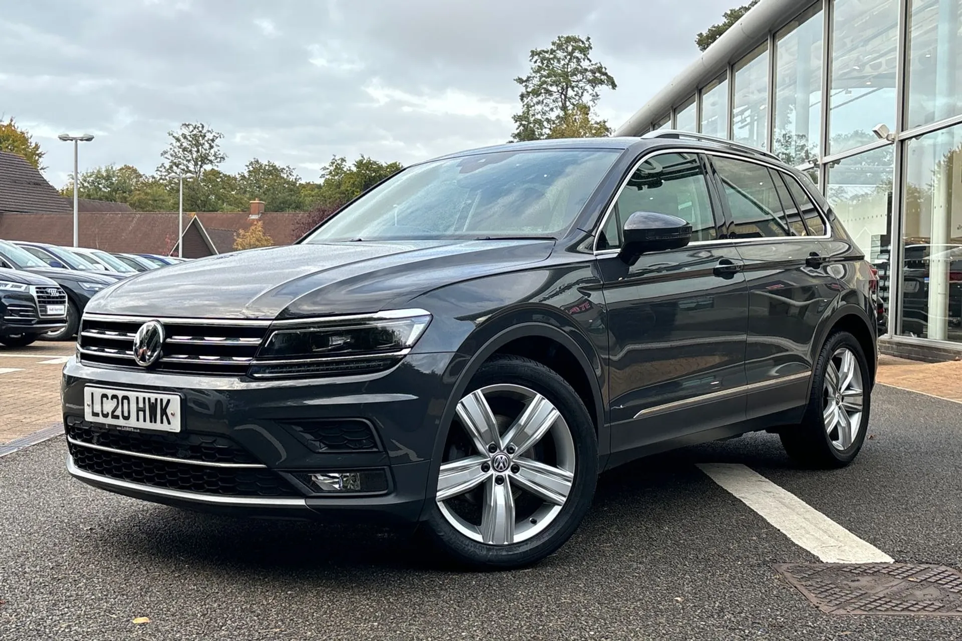 VOLKSWAGEN TIGUAN thumbnail image number 10