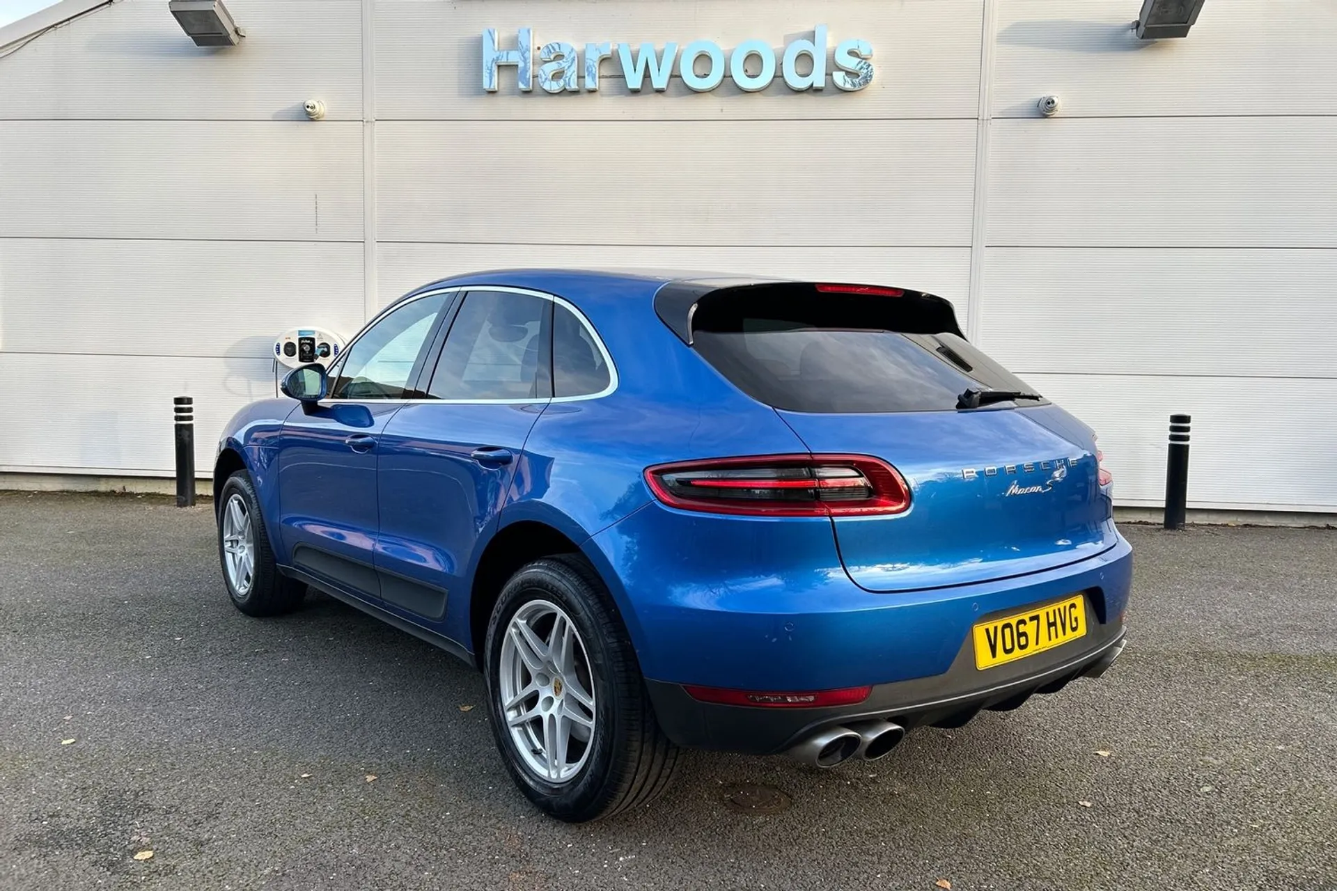 Porsche MACAN thumbnail image number 9