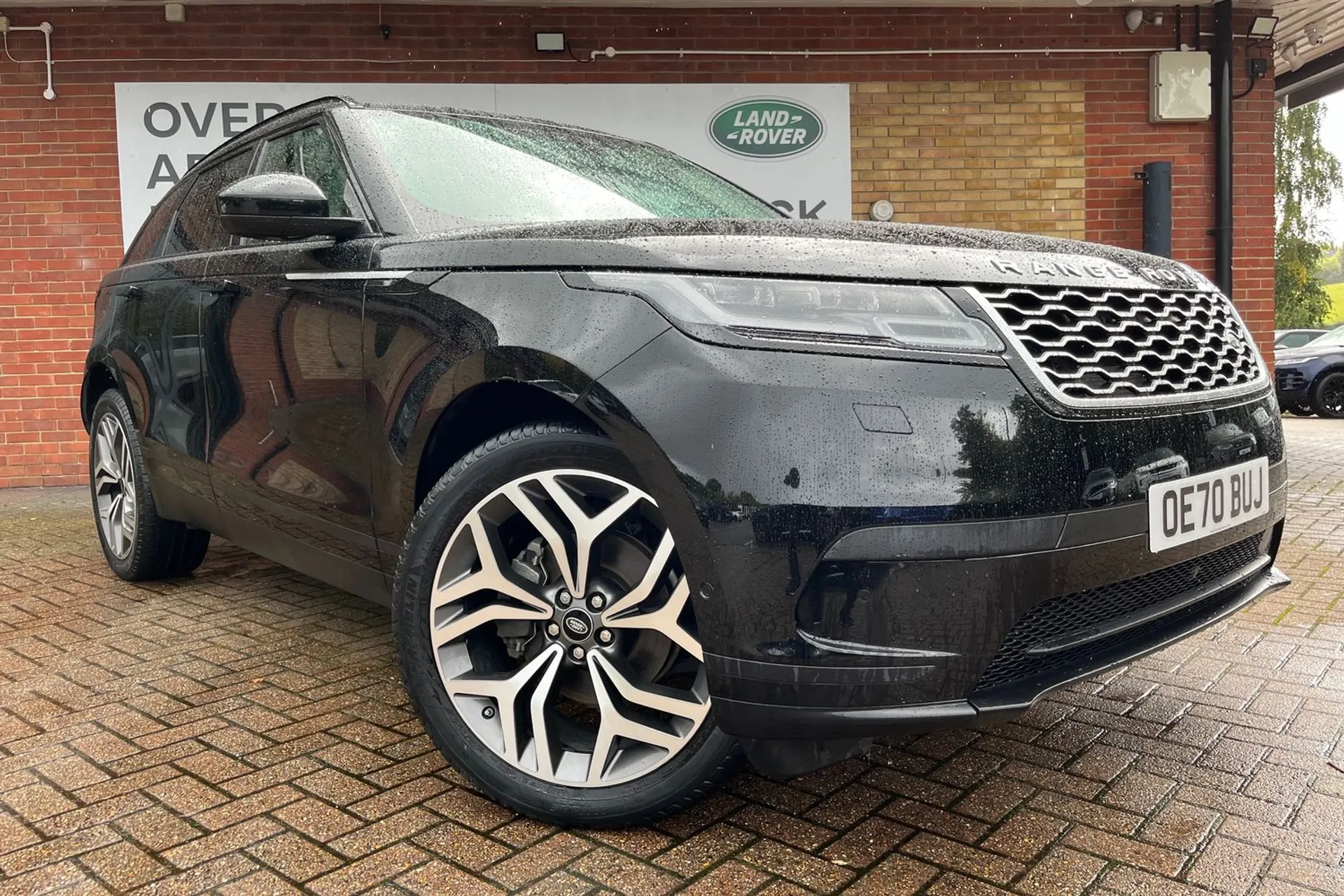 LAND ROVER RANGE ROVER VELAR thumbnail image number 9