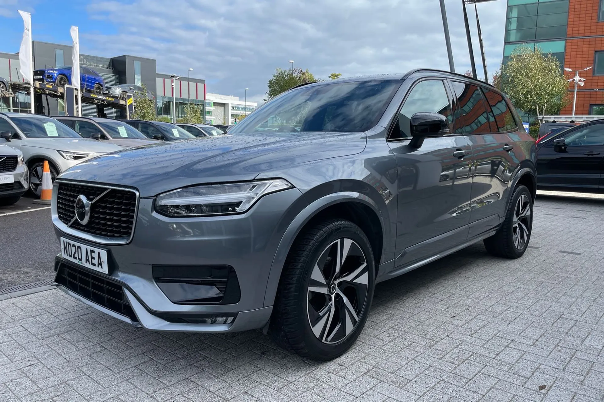 Volvo XC90 thumbnail image number 11