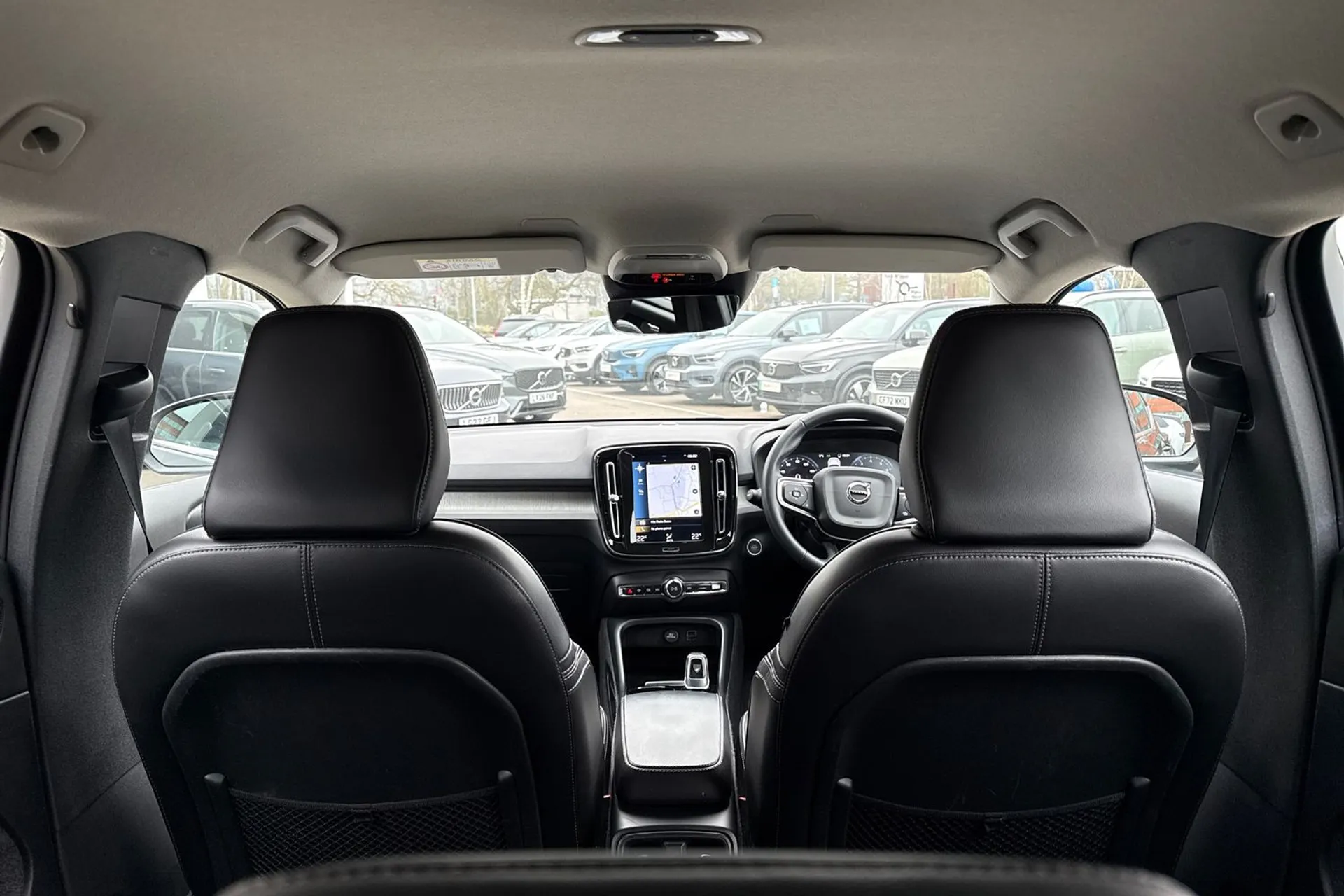 Volvo XC40 thumbnail image number 22