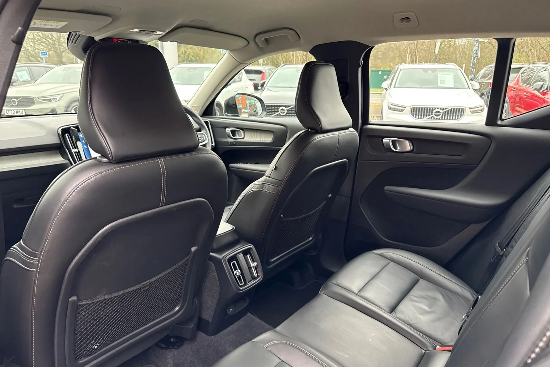 Volvo XC40 thumbnail image number 31