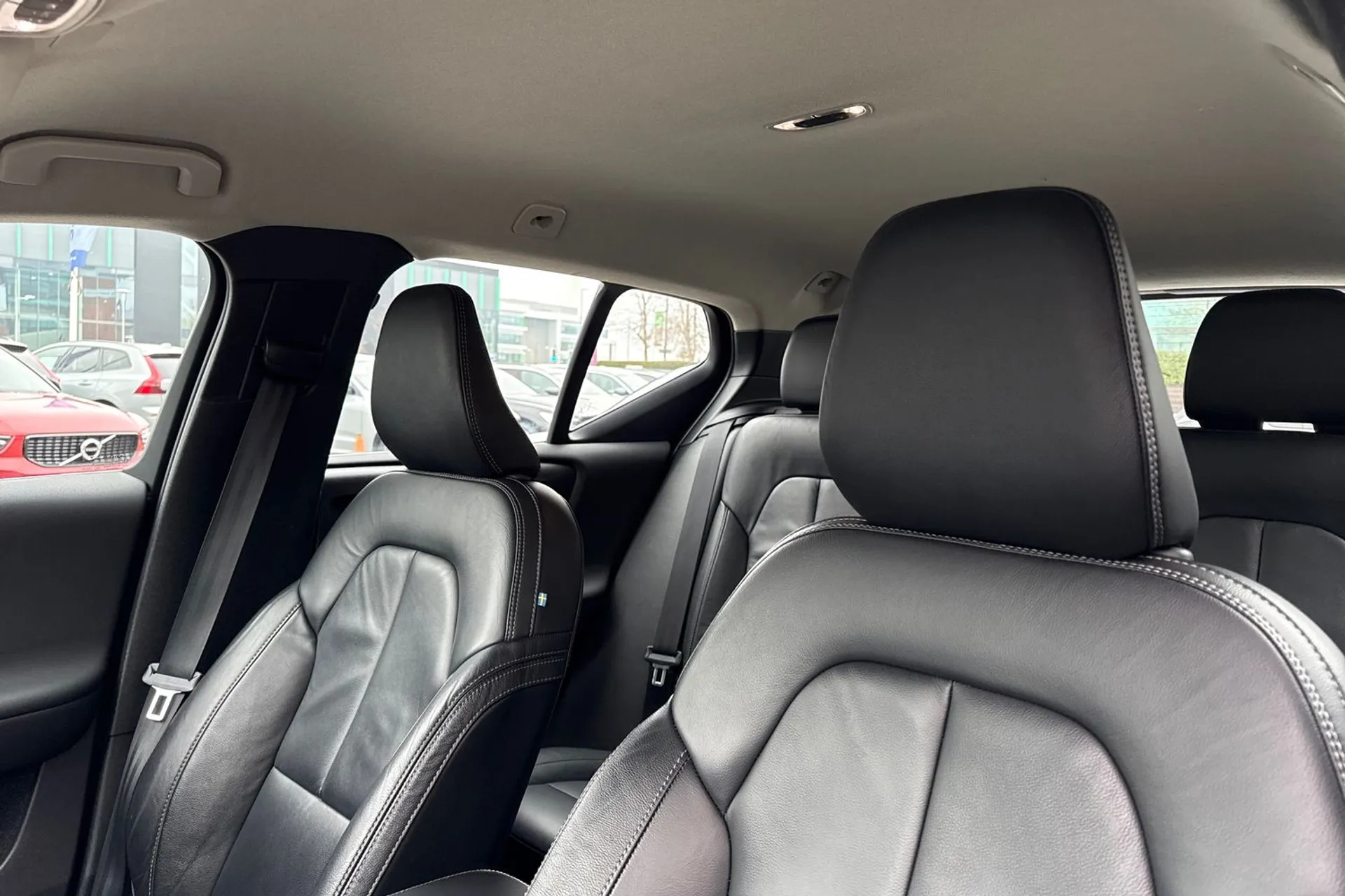 Volvo XC40 thumbnail image number 29