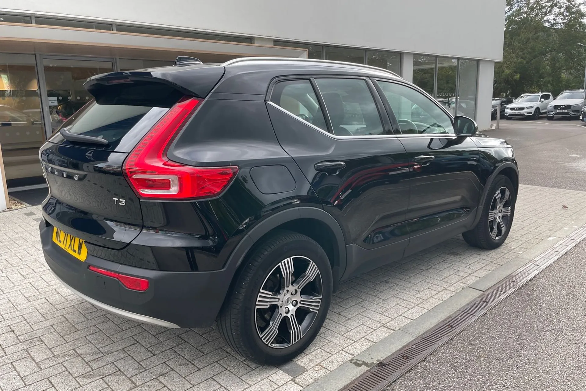 Volvo XC40 thumbnail image number 7