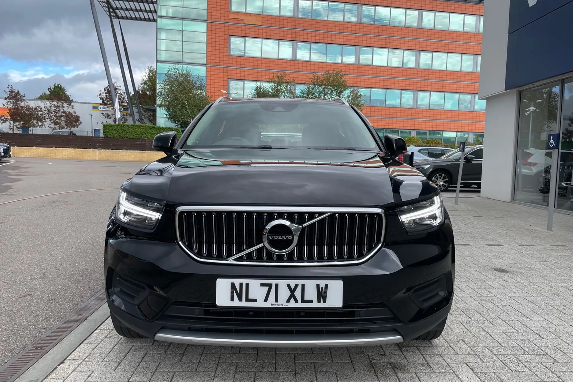 Volvo XC40 thumbnail image number 12