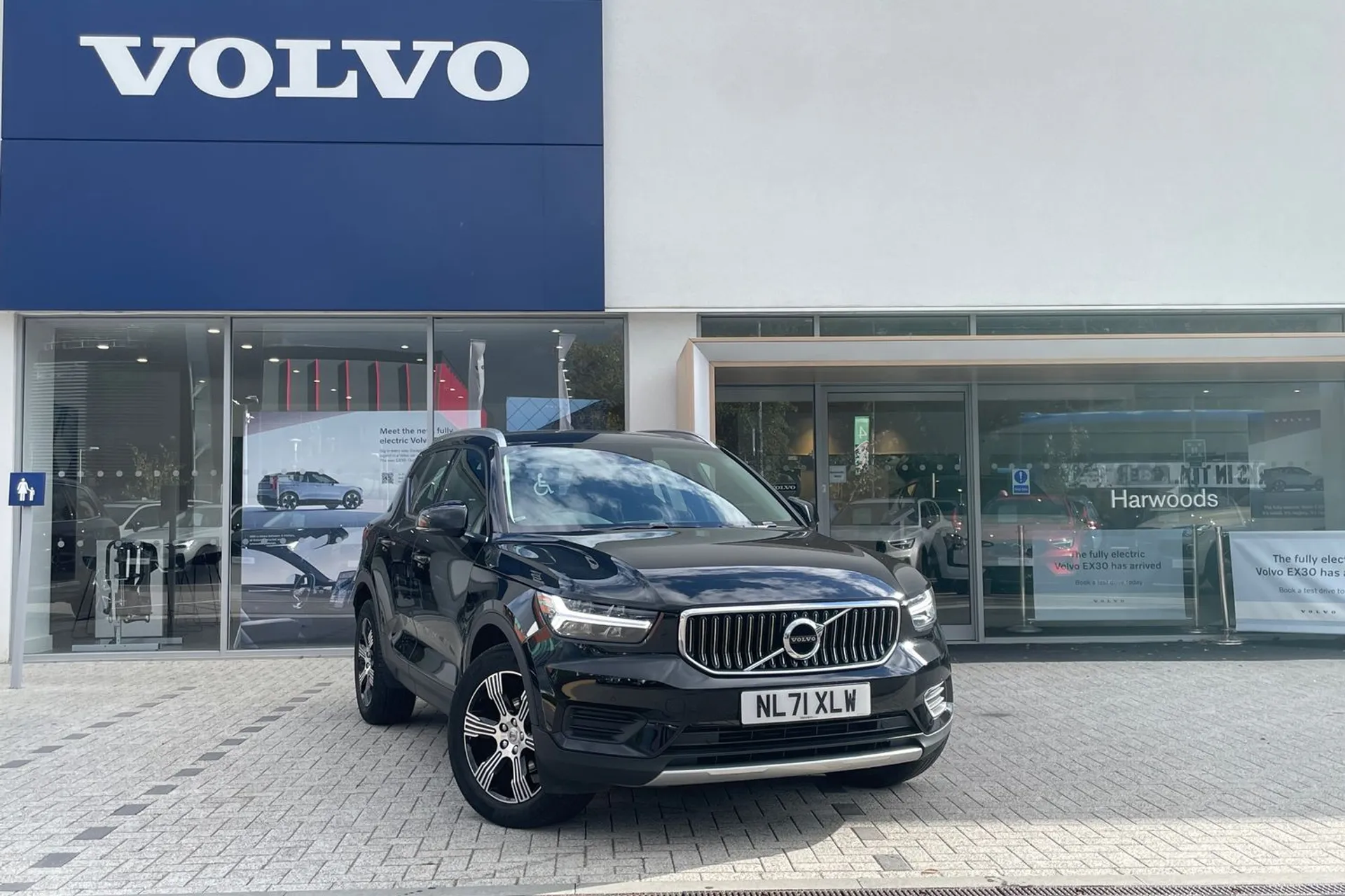 Volvo XC40 focused image