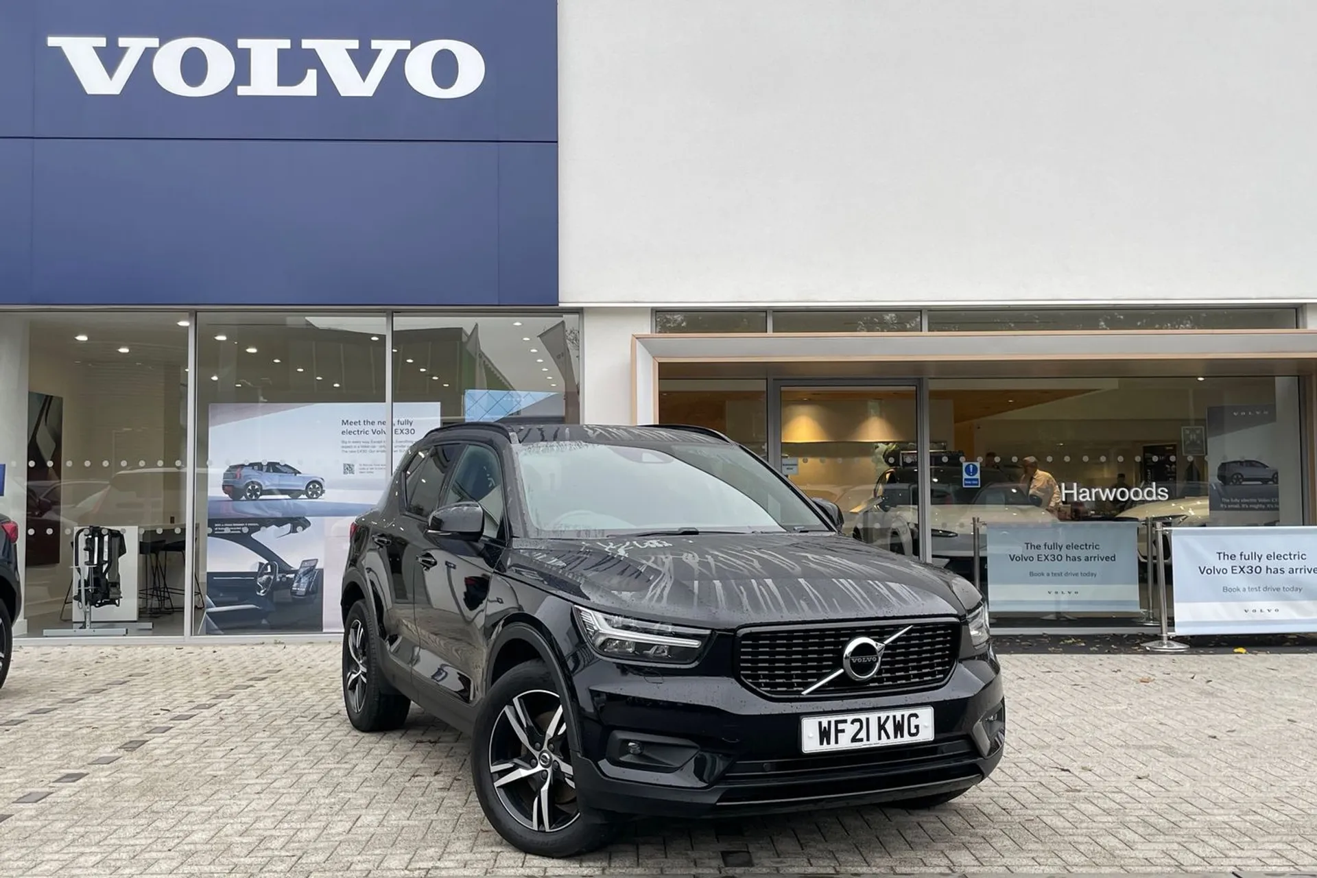 Volvo XC40 focused image