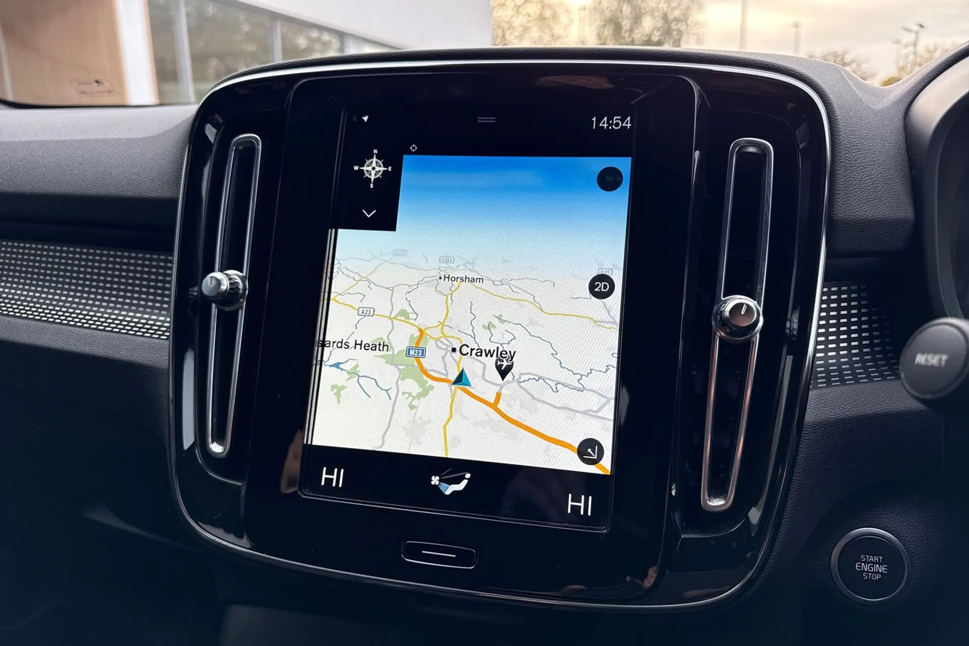 Volvo XC40 thumbnail image number 5