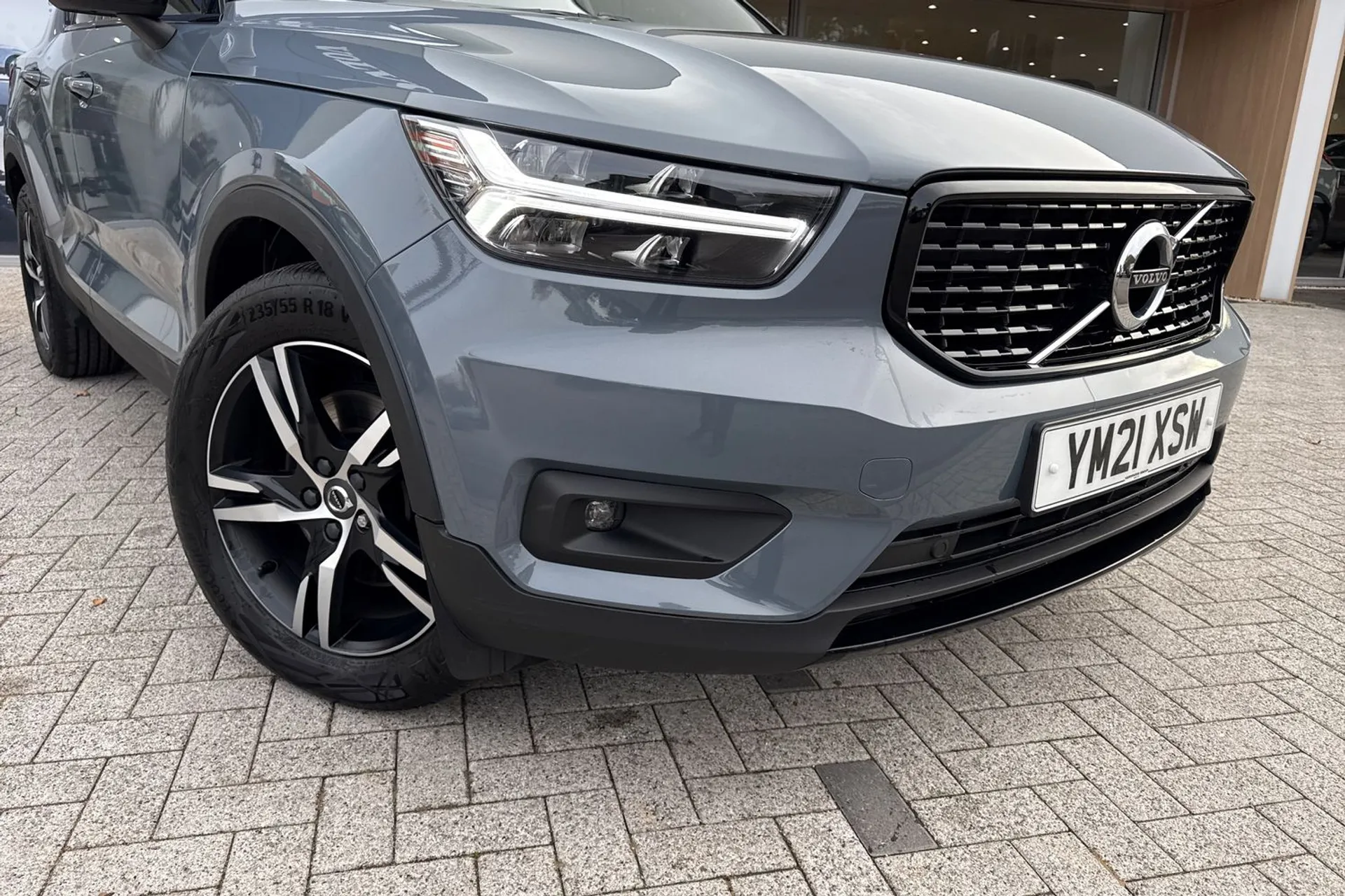 Volvo XC40 thumbnail image number 7