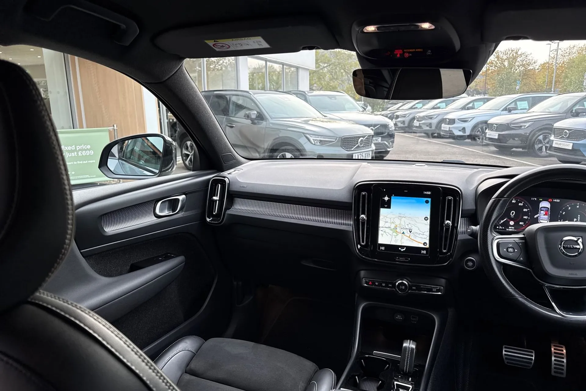 Volvo XC40 thumbnail image number 32