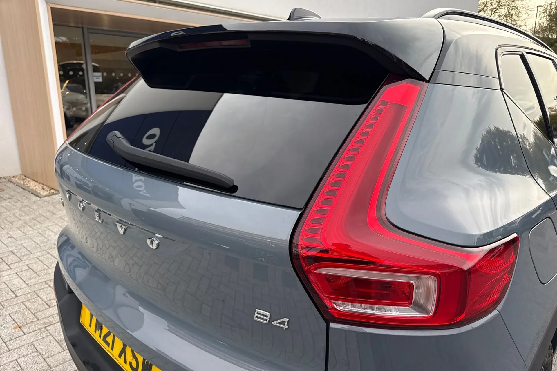 Volvo XC40 thumbnail image number 16