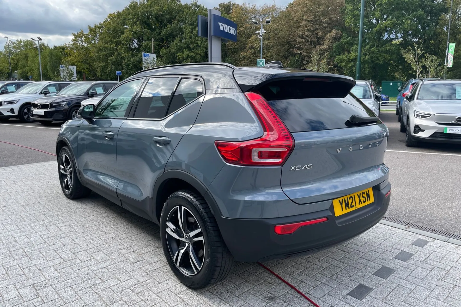 Volvo XC40 thumbnail image number 9