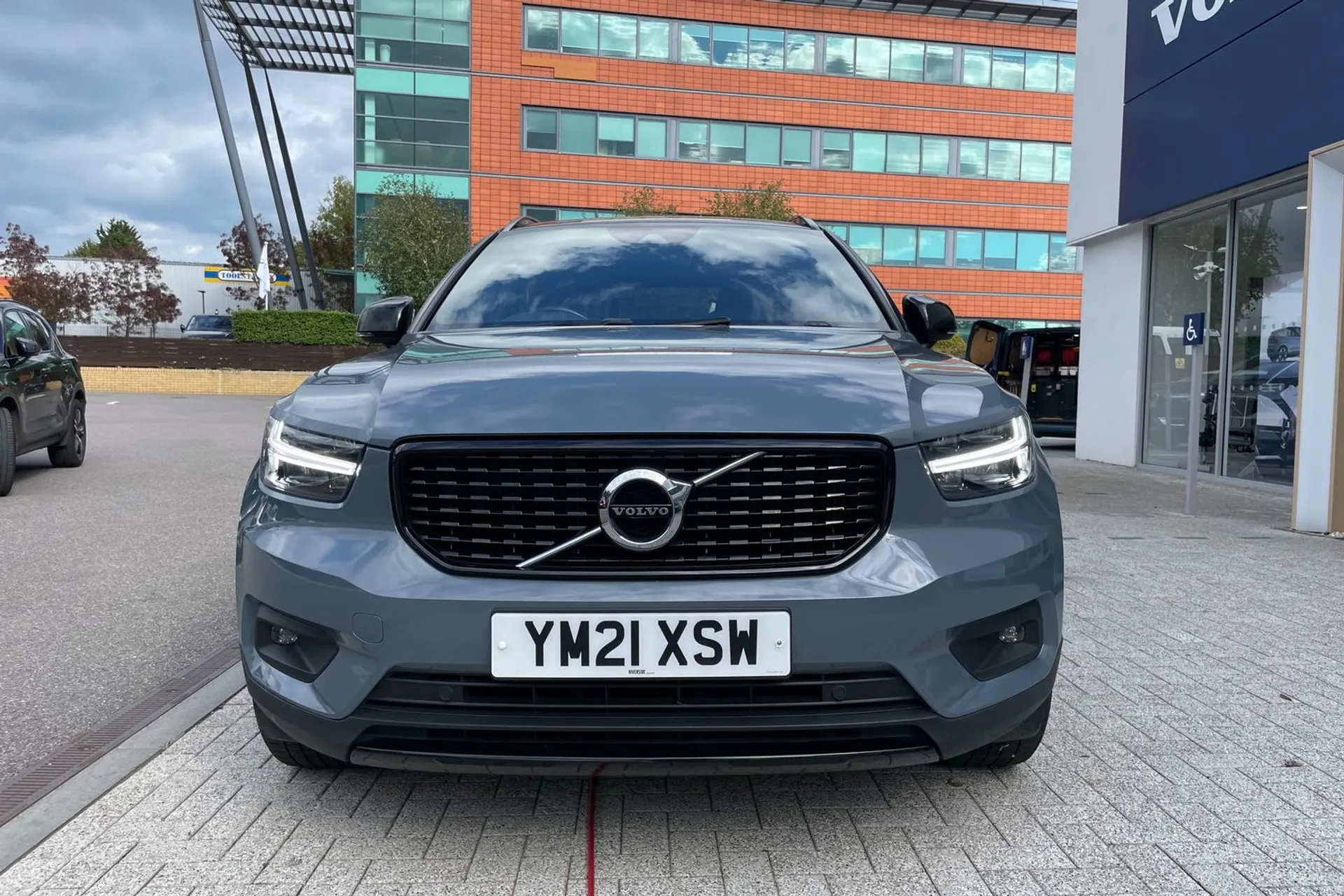 Volvo XC40 thumbnail image number 12