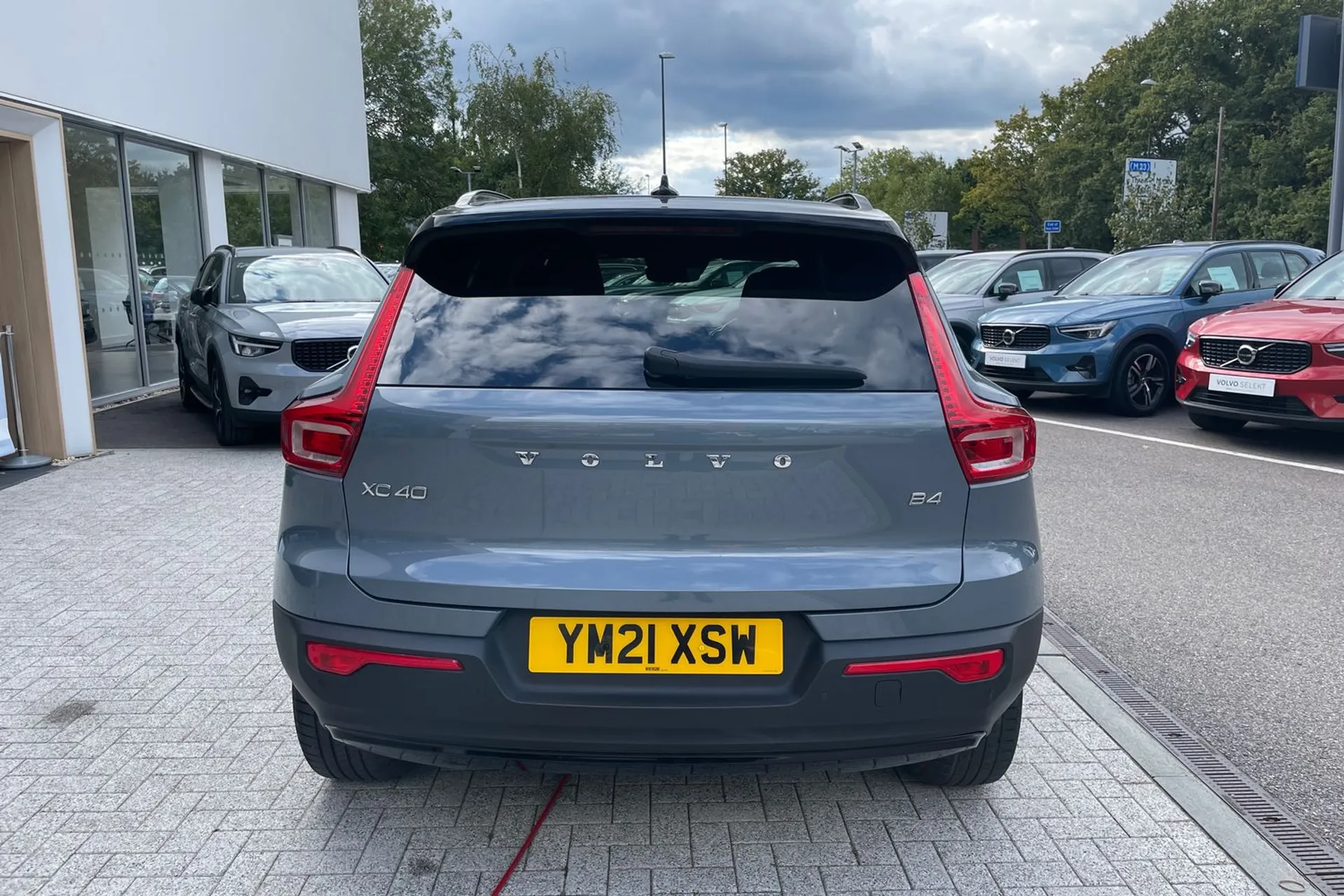 Volvo XC40 thumbnail image number 8