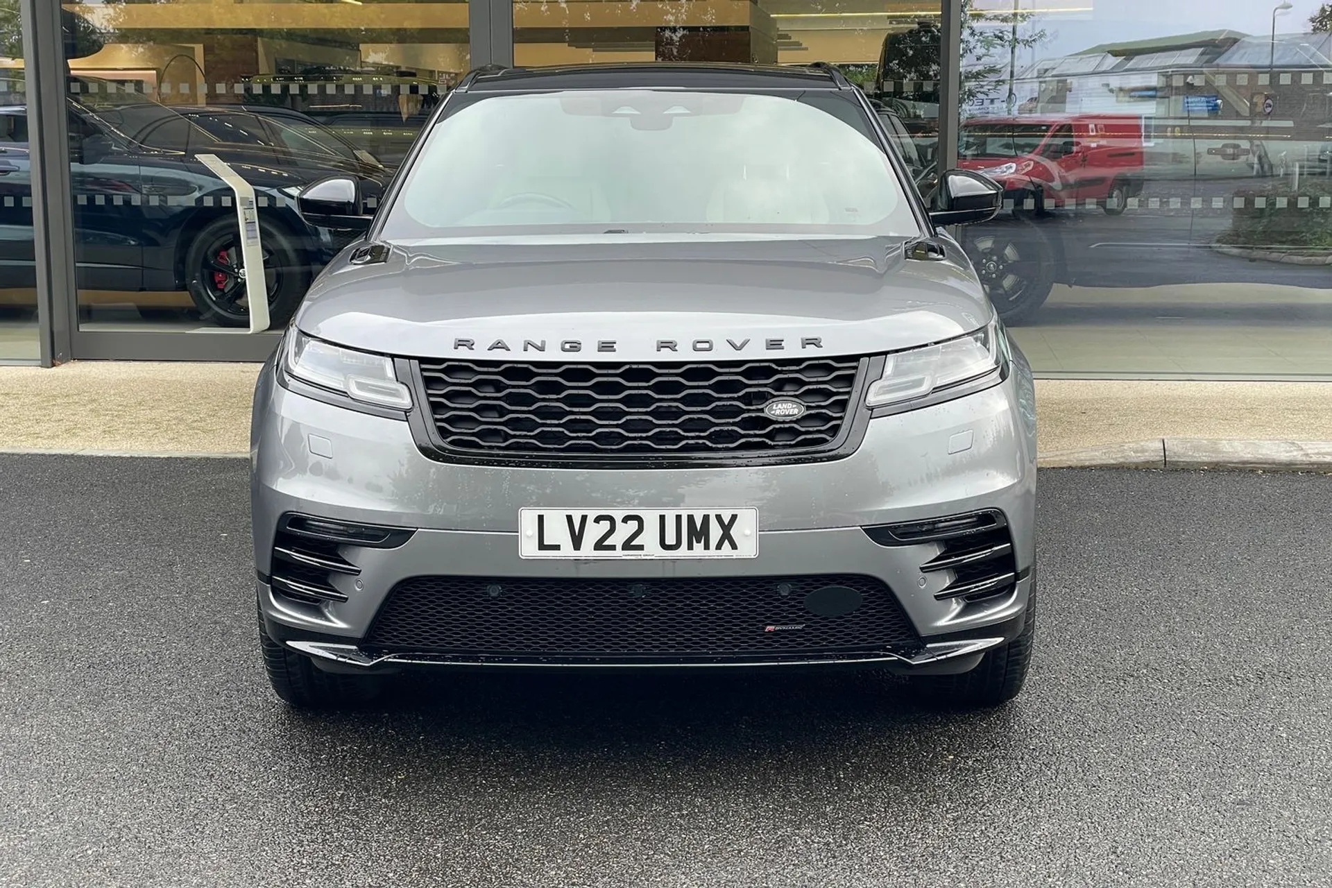 LAND ROVER RANGE ROVER VELAR thumbnail image number 6