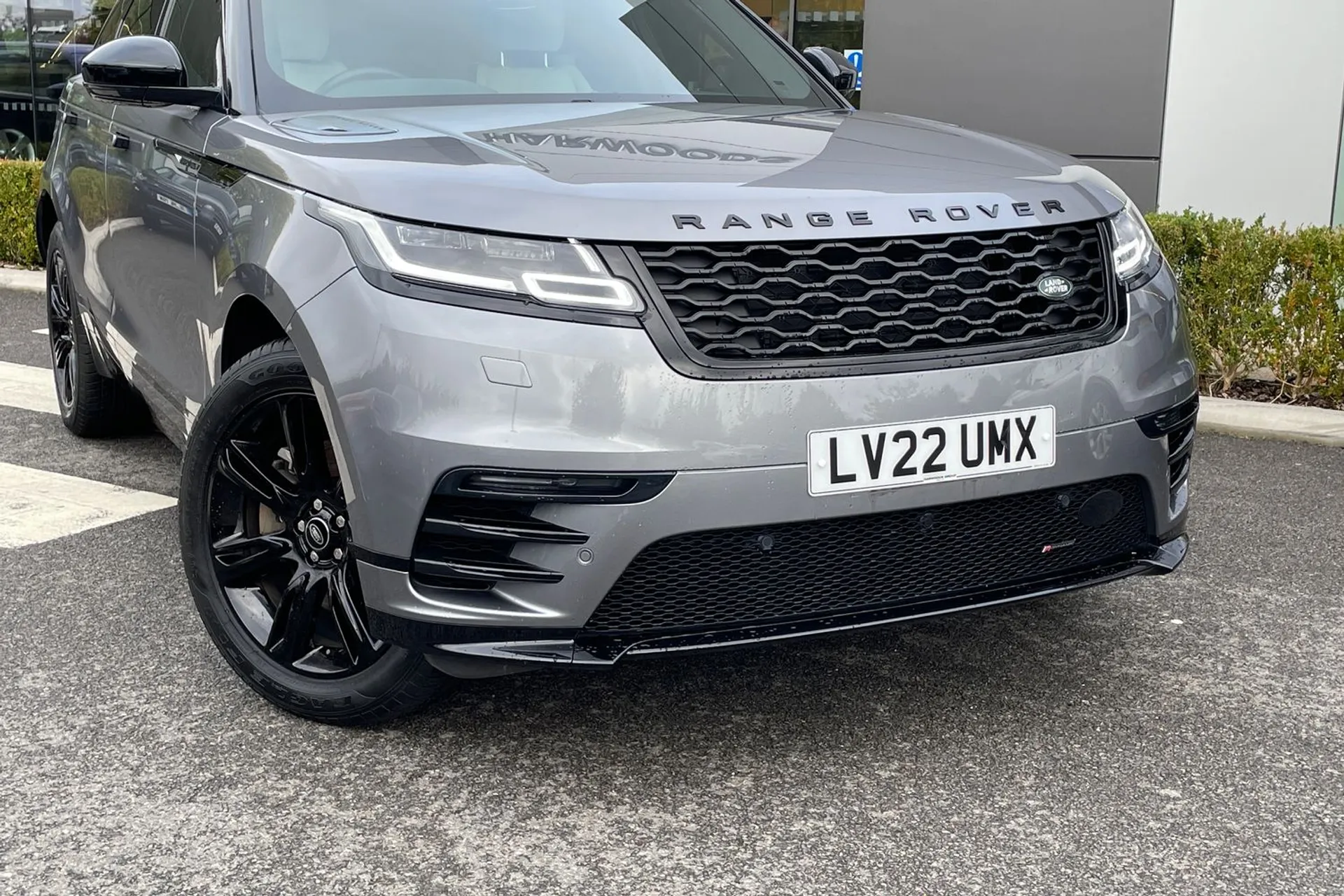 LAND ROVER RANGE ROVER VELAR thumbnail image number 30