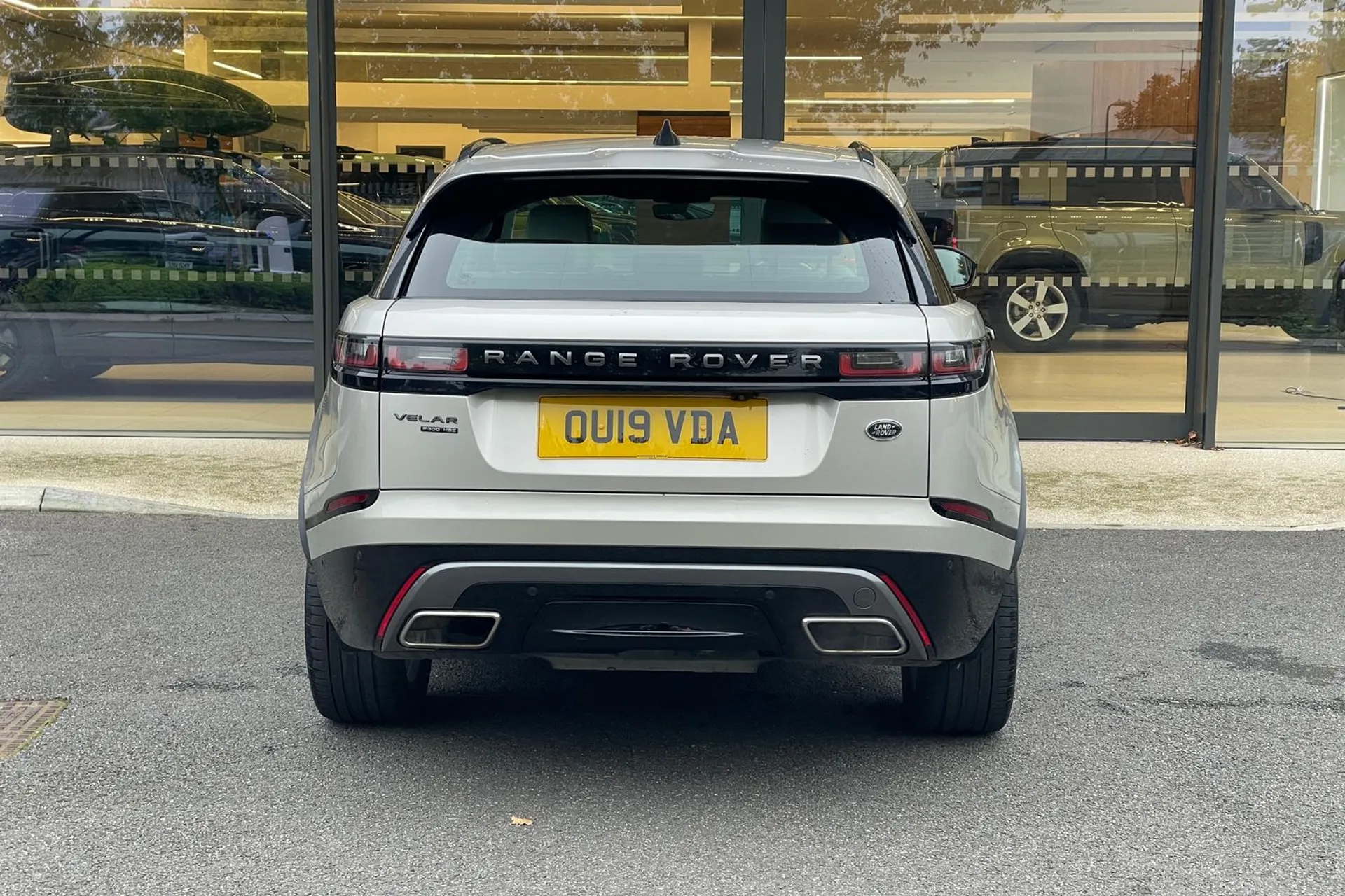 LAND ROVER RANGE ROVER VELAR thumbnail image number 8