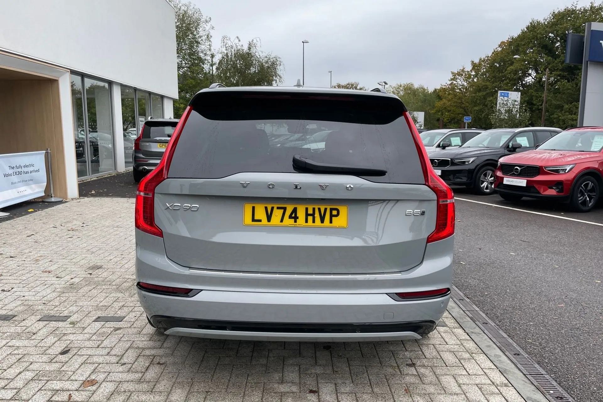 Volvo XC90 thumbnail image number 8