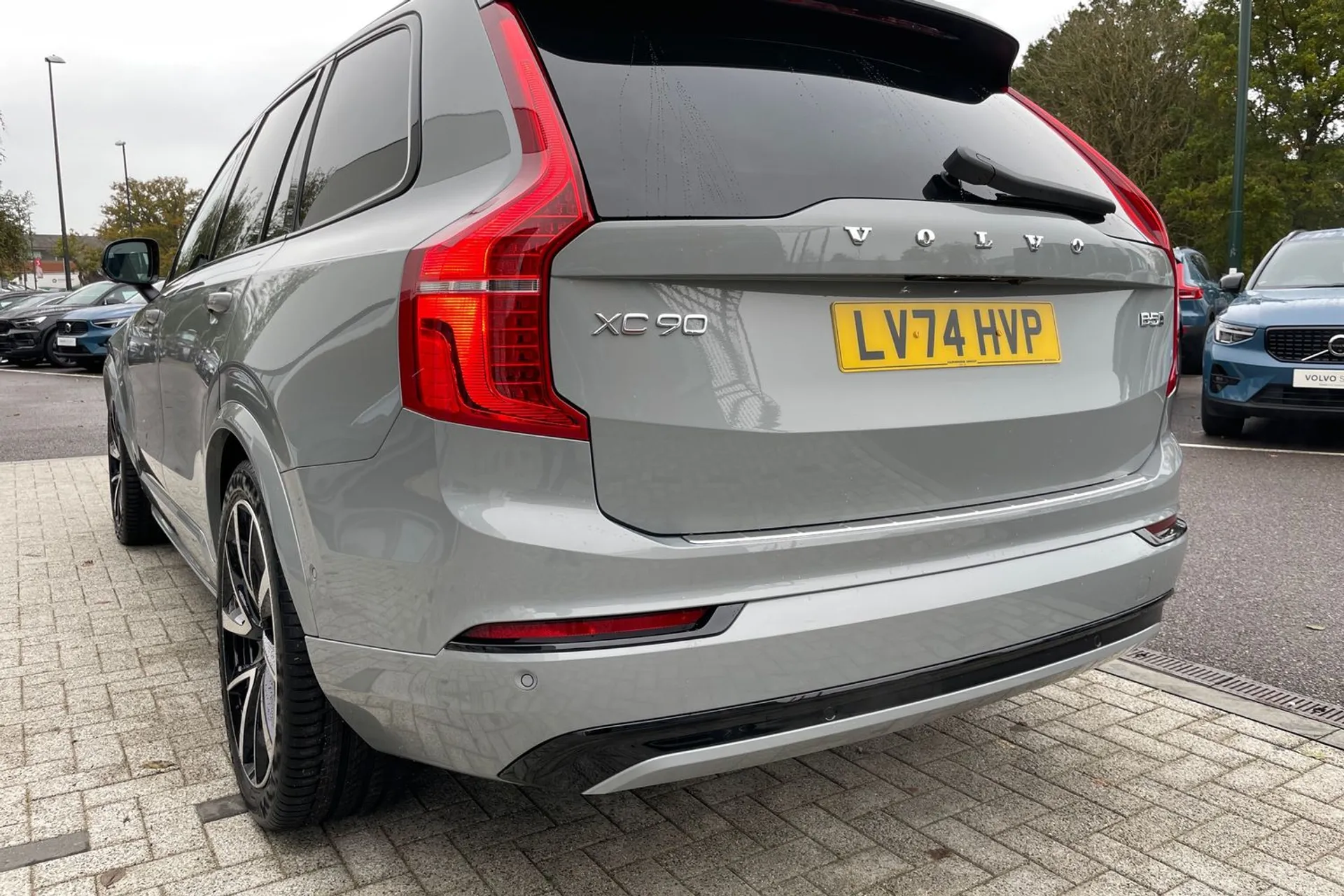 Volvo XC90 thumbnail image number 17