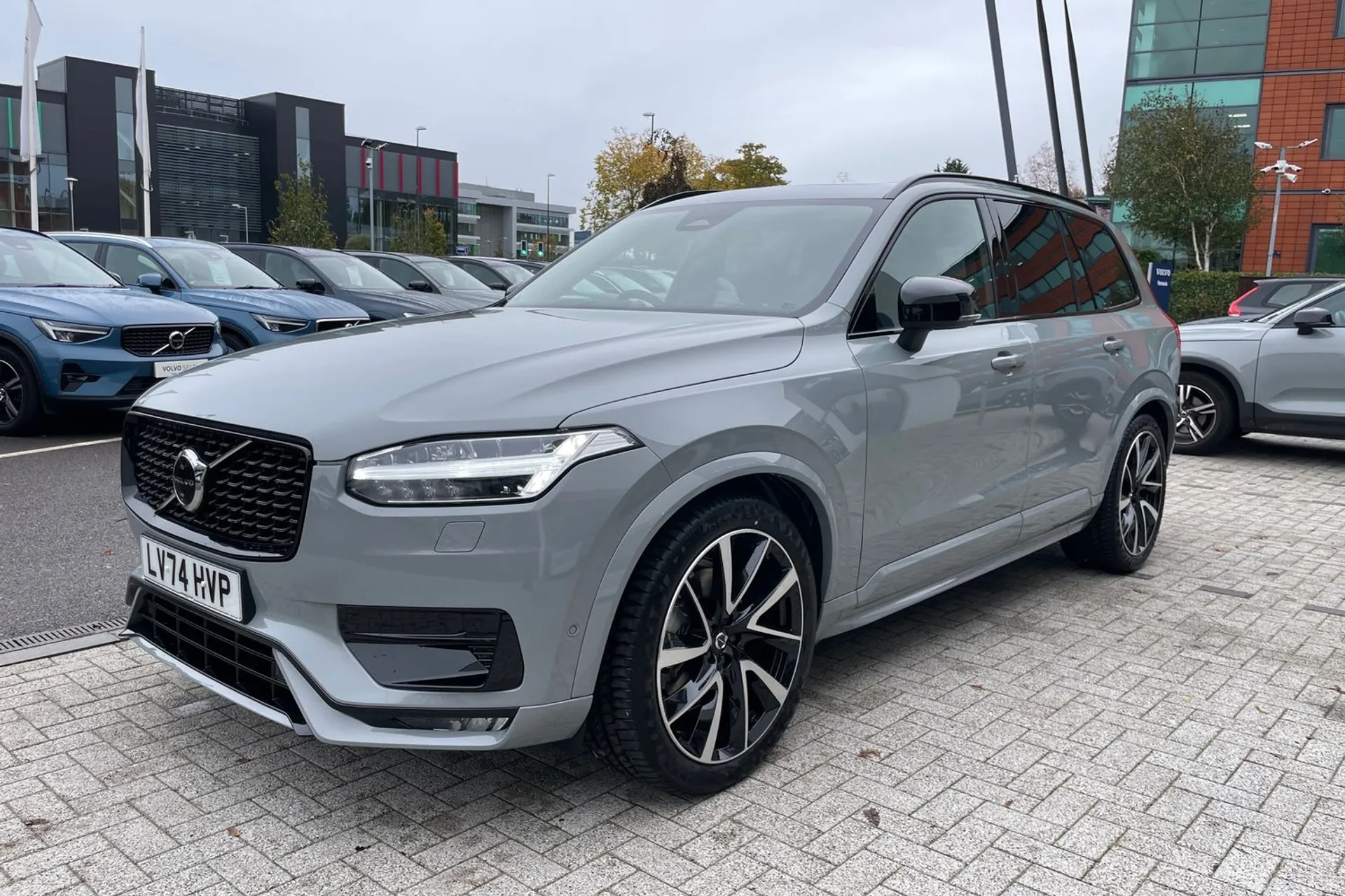 Volvo XC90 thumbnail image number 11