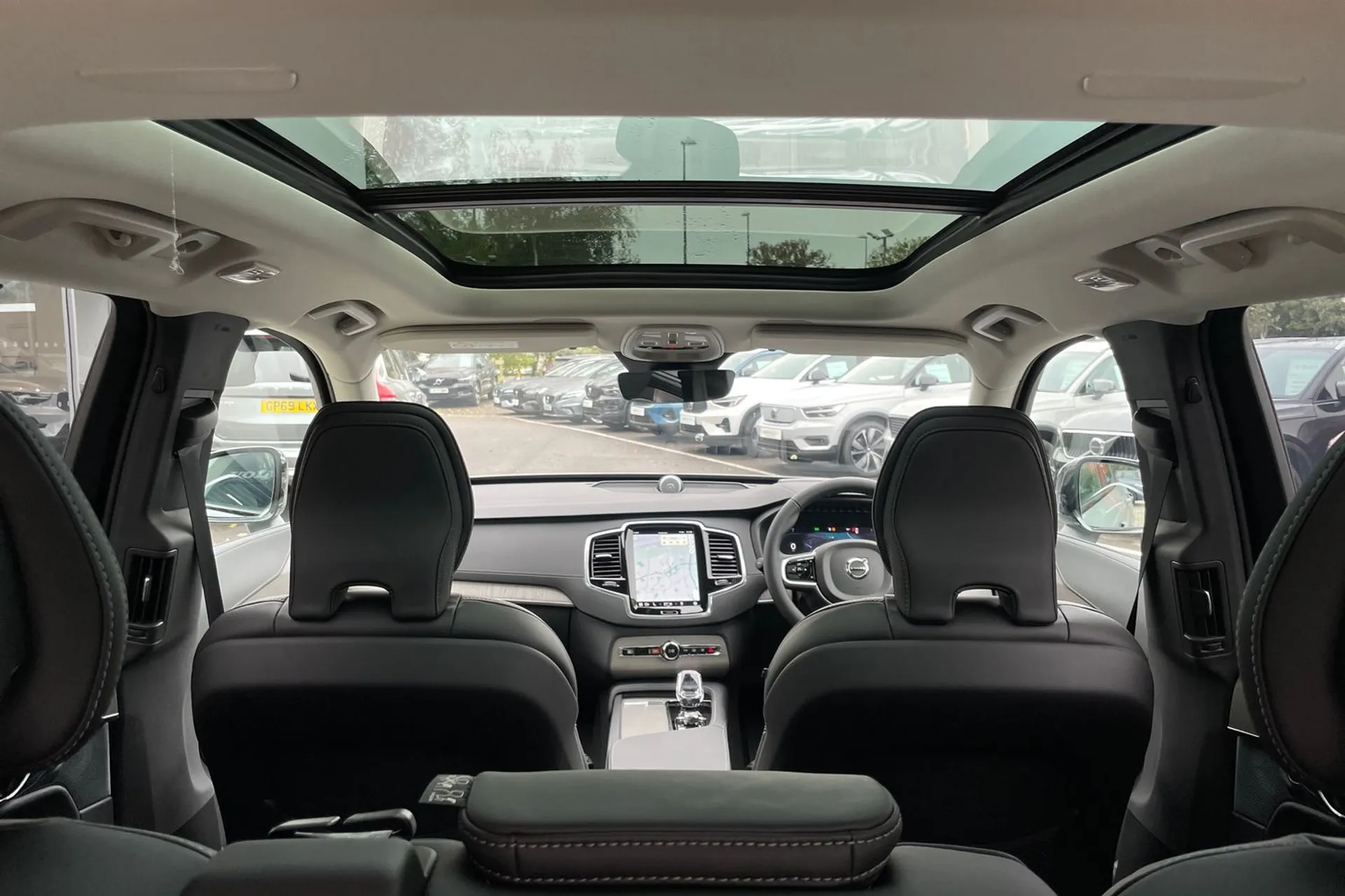 Volvo XC90 thumbnail image number 21