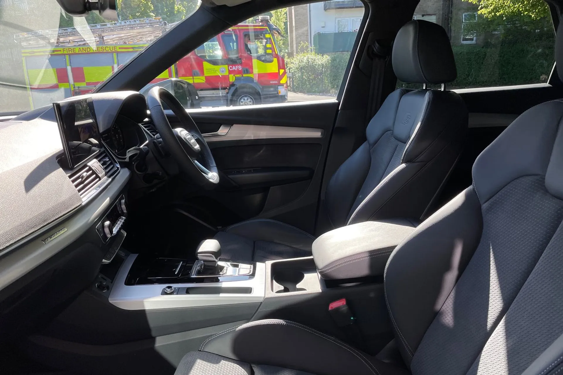 Audi Q5 thumbnail image number 26