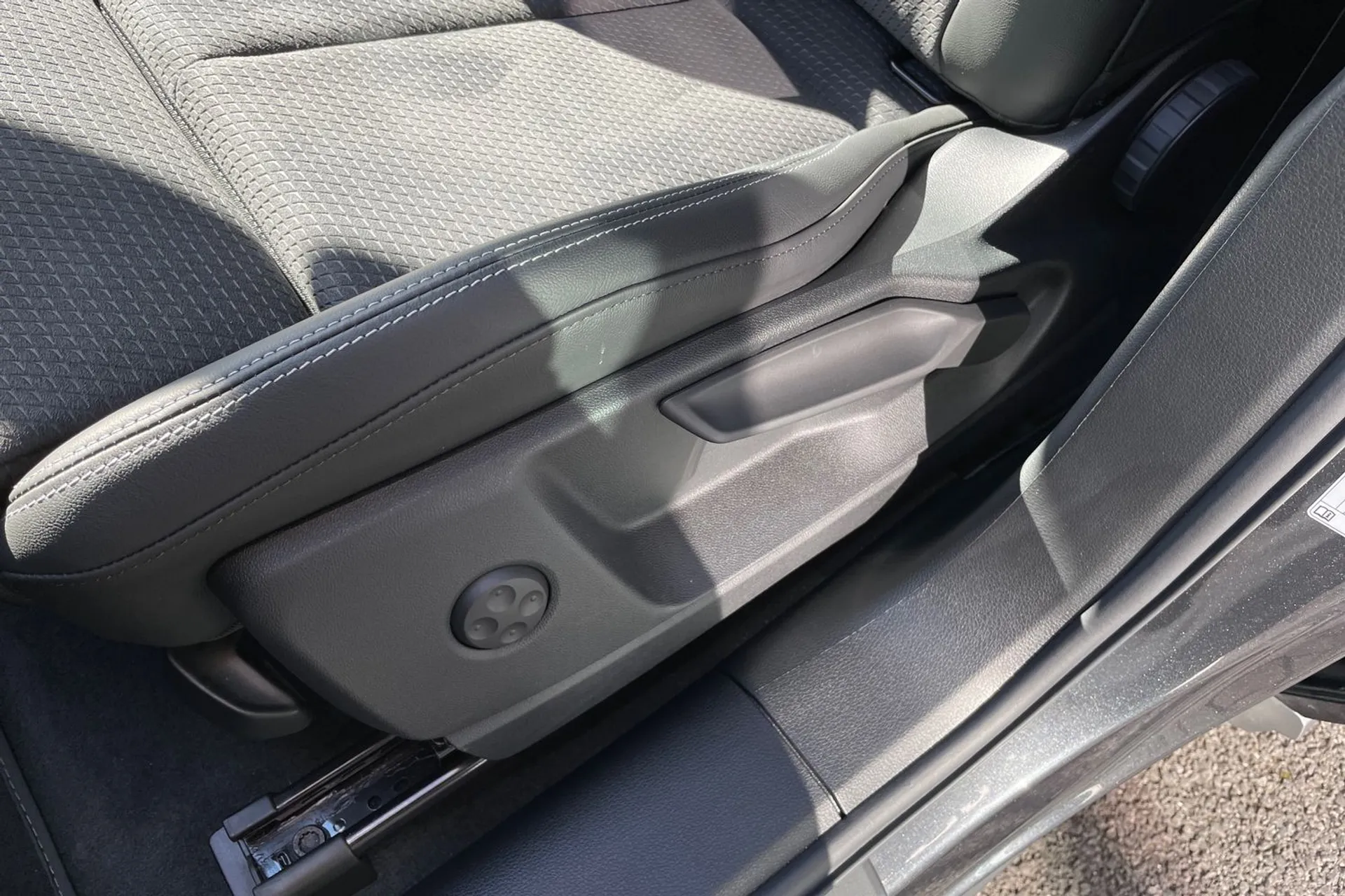 Audi Q5 thumbnail image number 27
