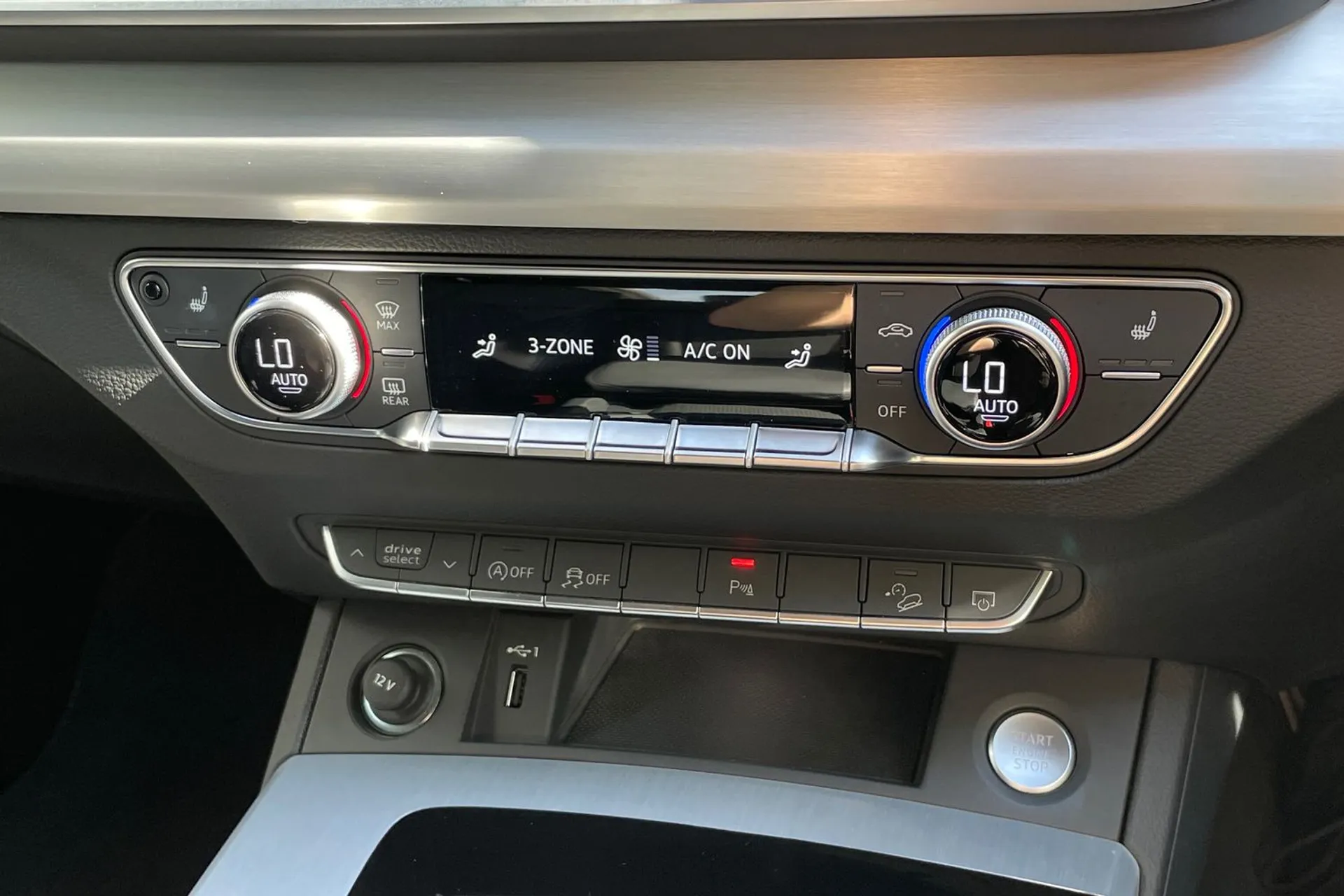 Audi Q5 thumbnail image number 38