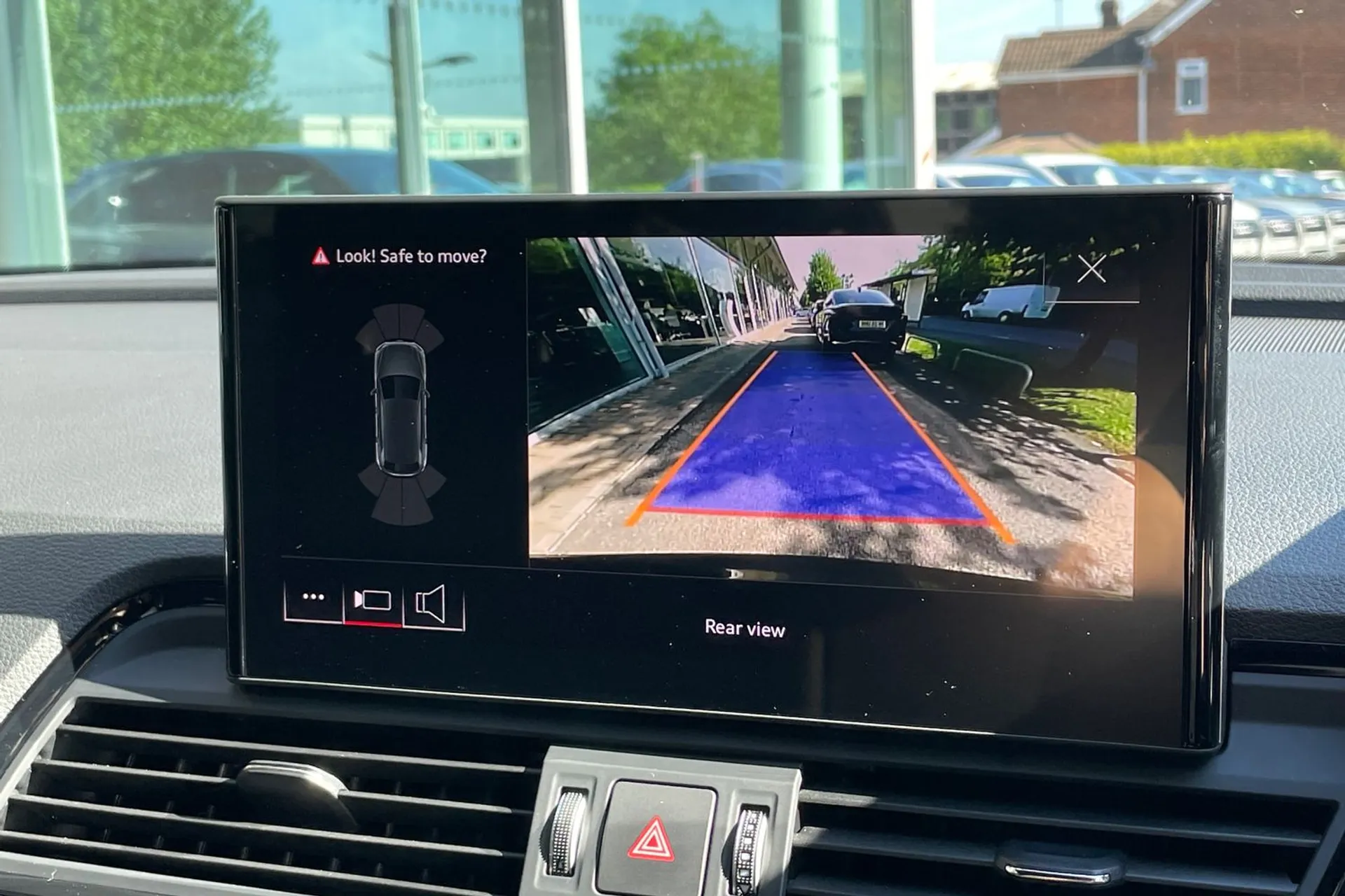 Audi Q5 thumbnail image number 37